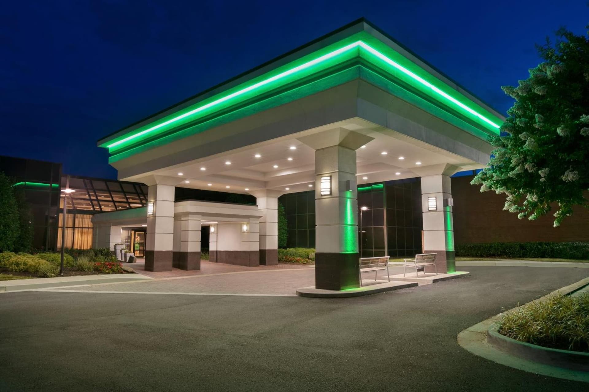 Holiday Inn Washington-Dulles International Airport by IHG