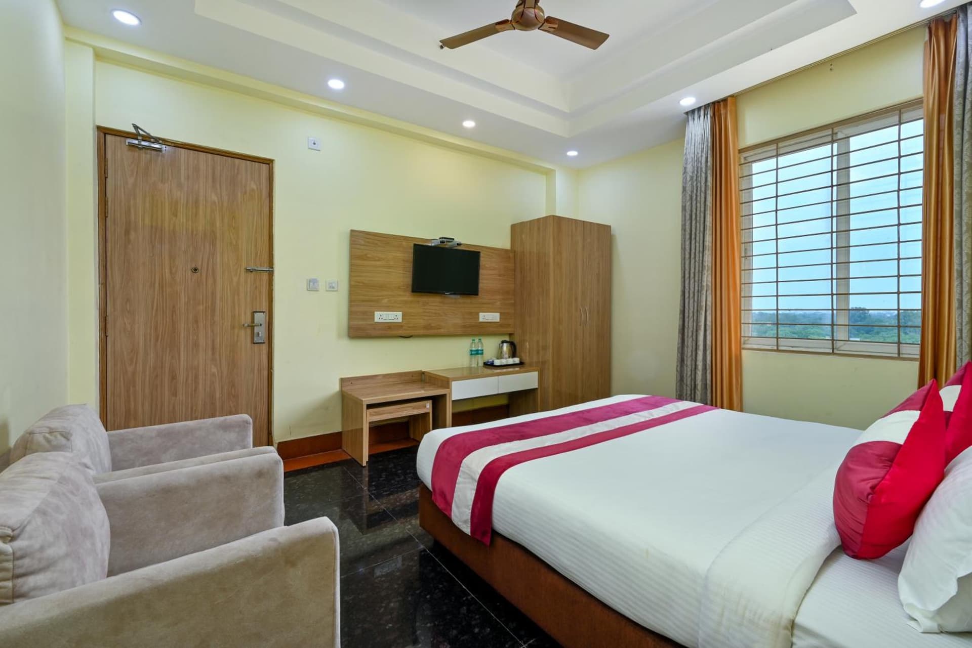 Hotel SKS Grand Palace-Vrindāvan