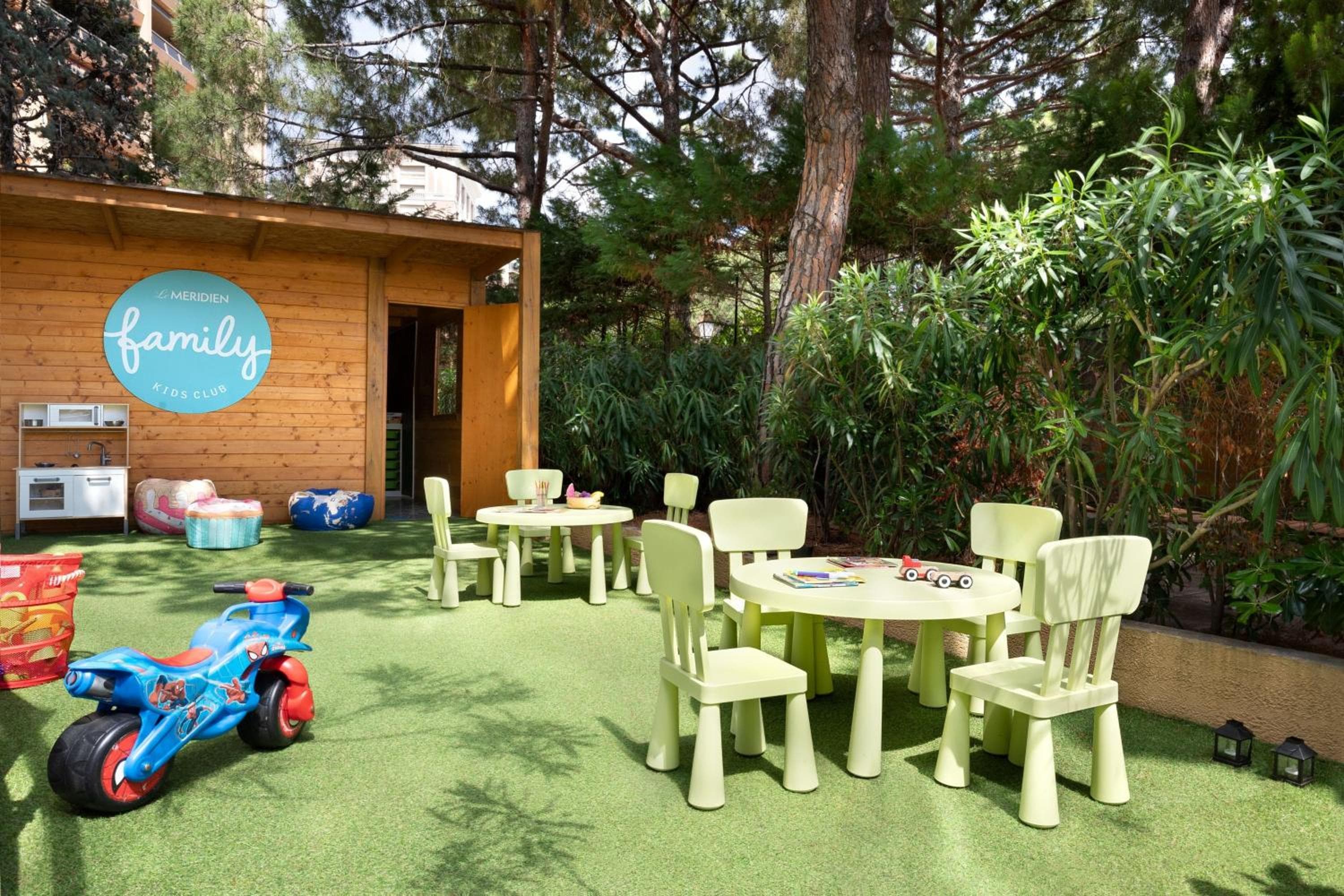 Le Méridien Beach Plaza