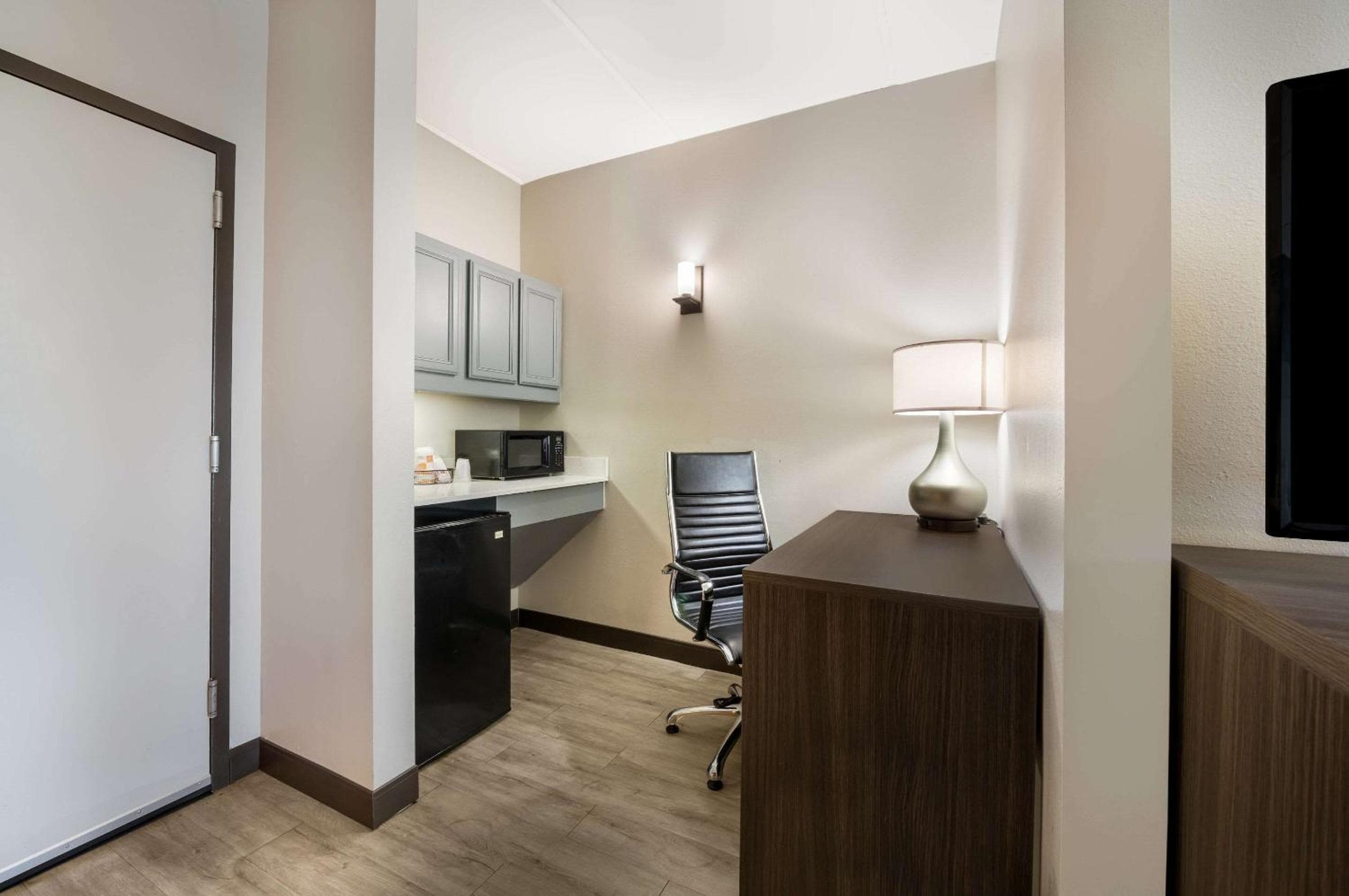 Comfort Suites Northlake
