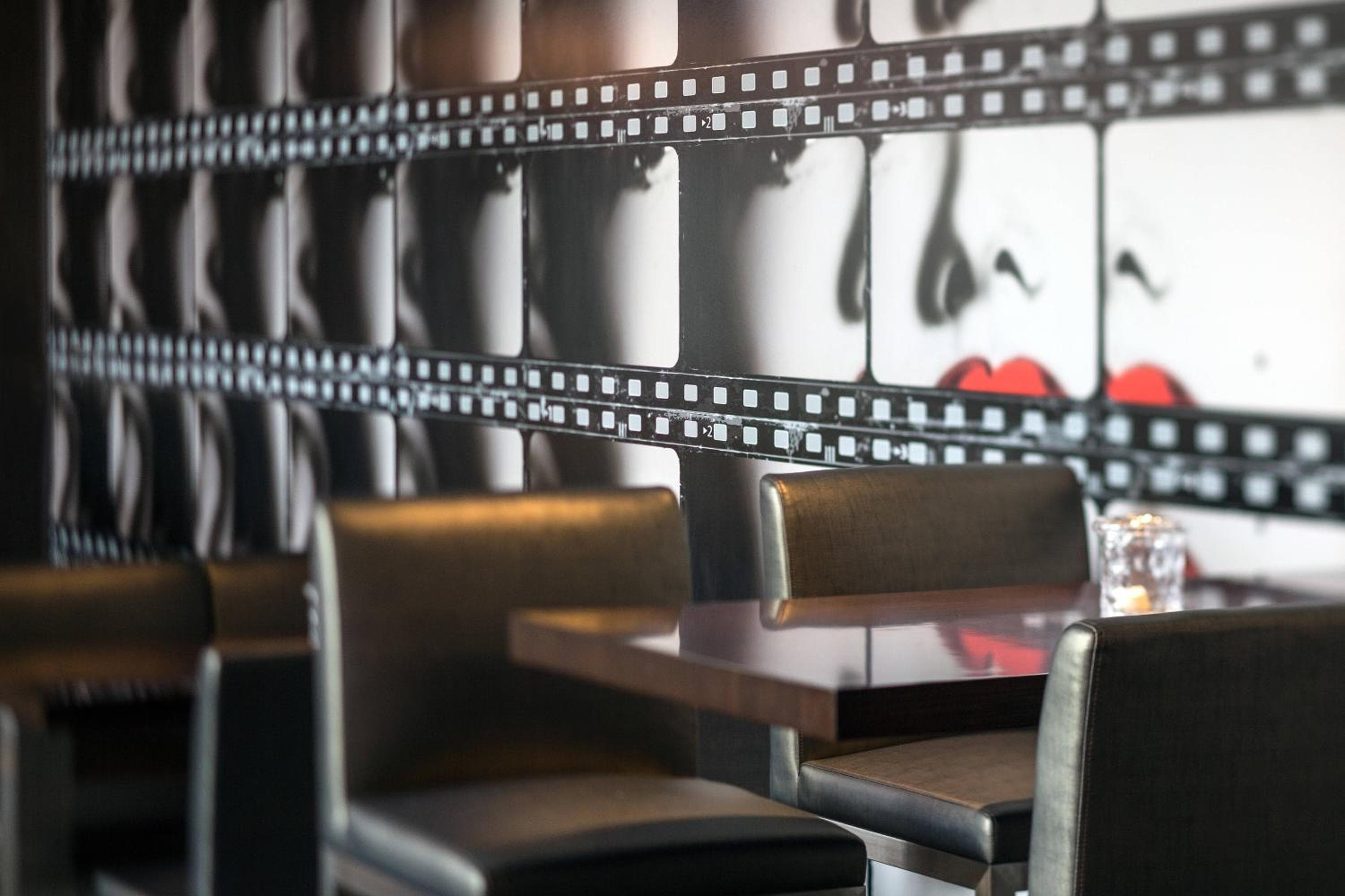 SpringHill Suites by Marriott Los Angeles Burbank/Downtown