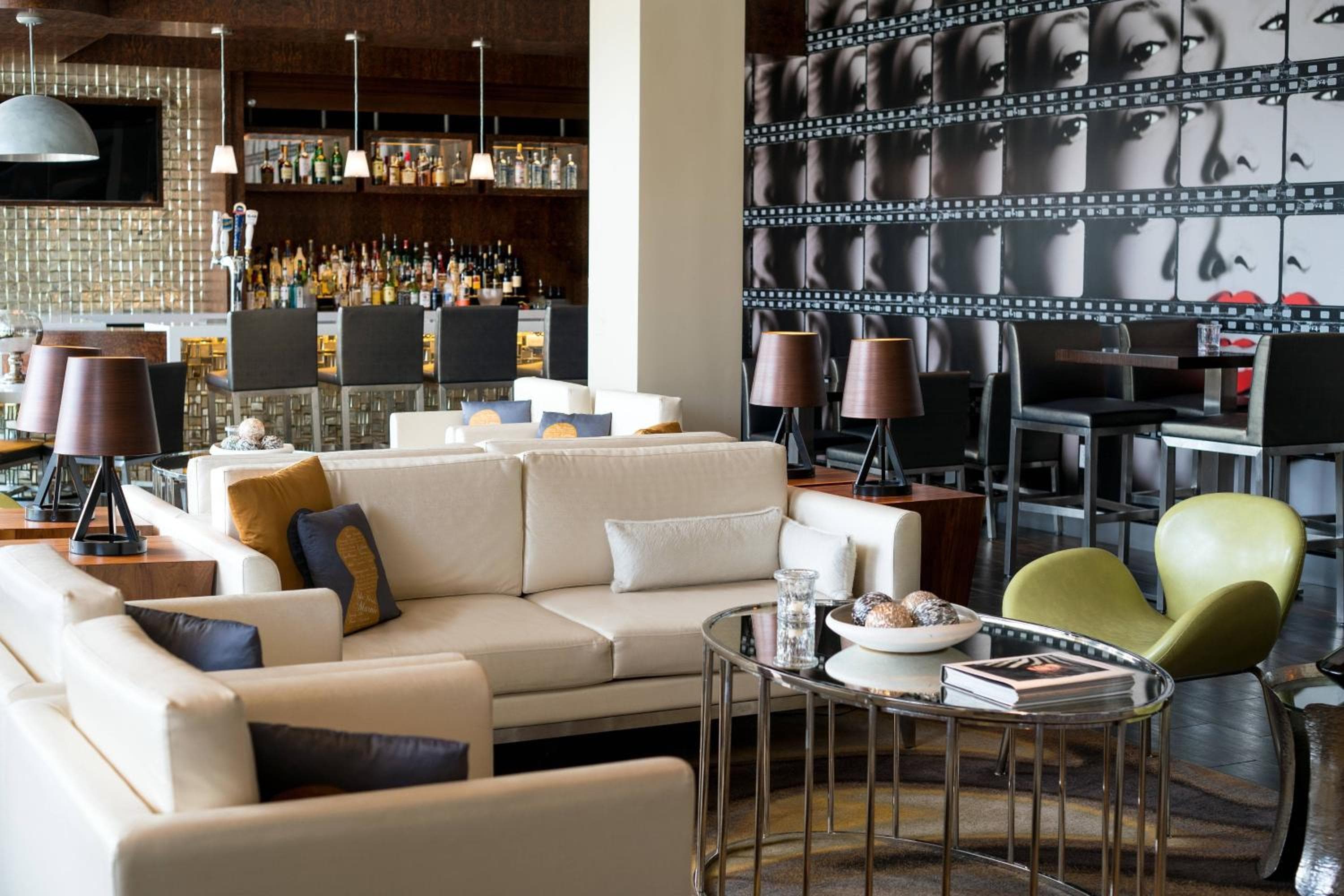 SpringHill Suites by Marriott Los Angeles Burbank/Downtown