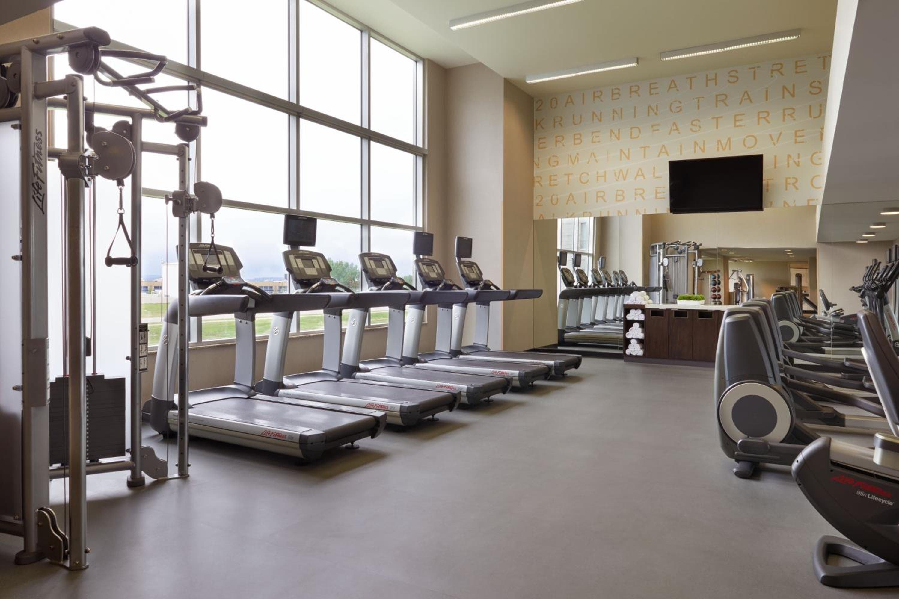 Courtyard by Marriott Calgary Airport