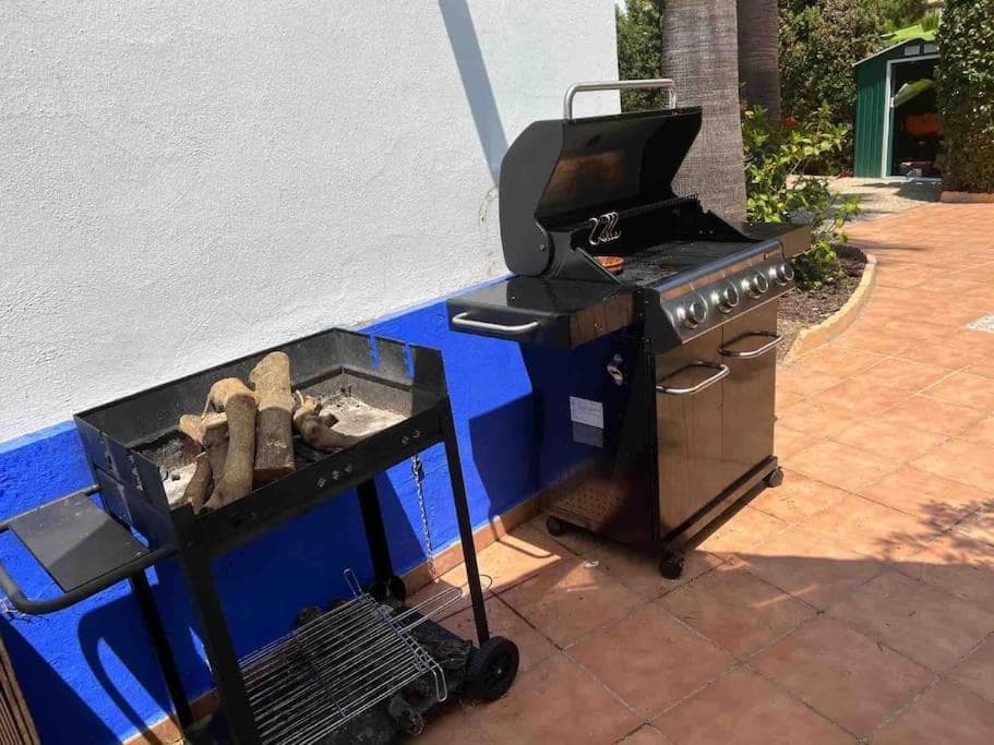 Chalet con piscina privada, parking y zona BBQ