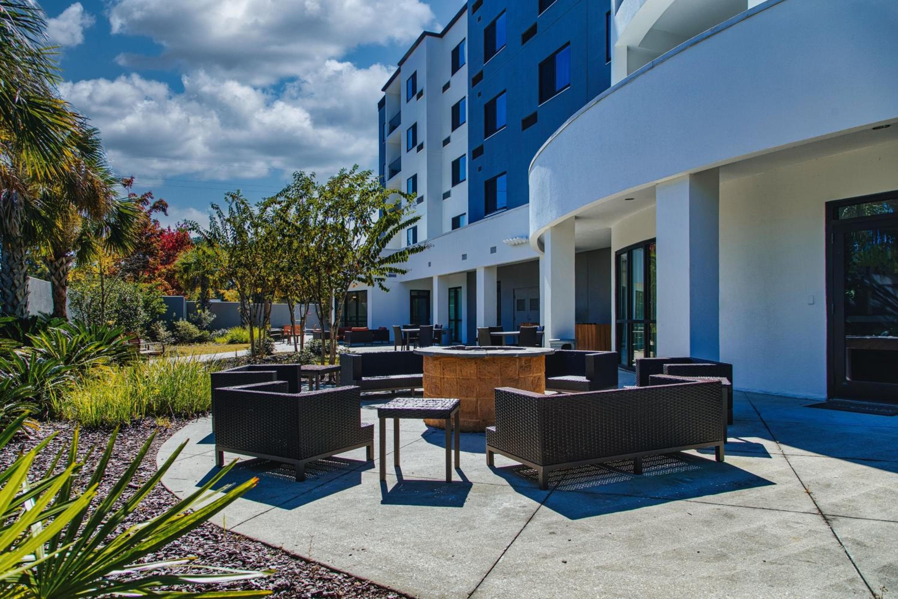Courtyard Biloxi North/D'Iberville