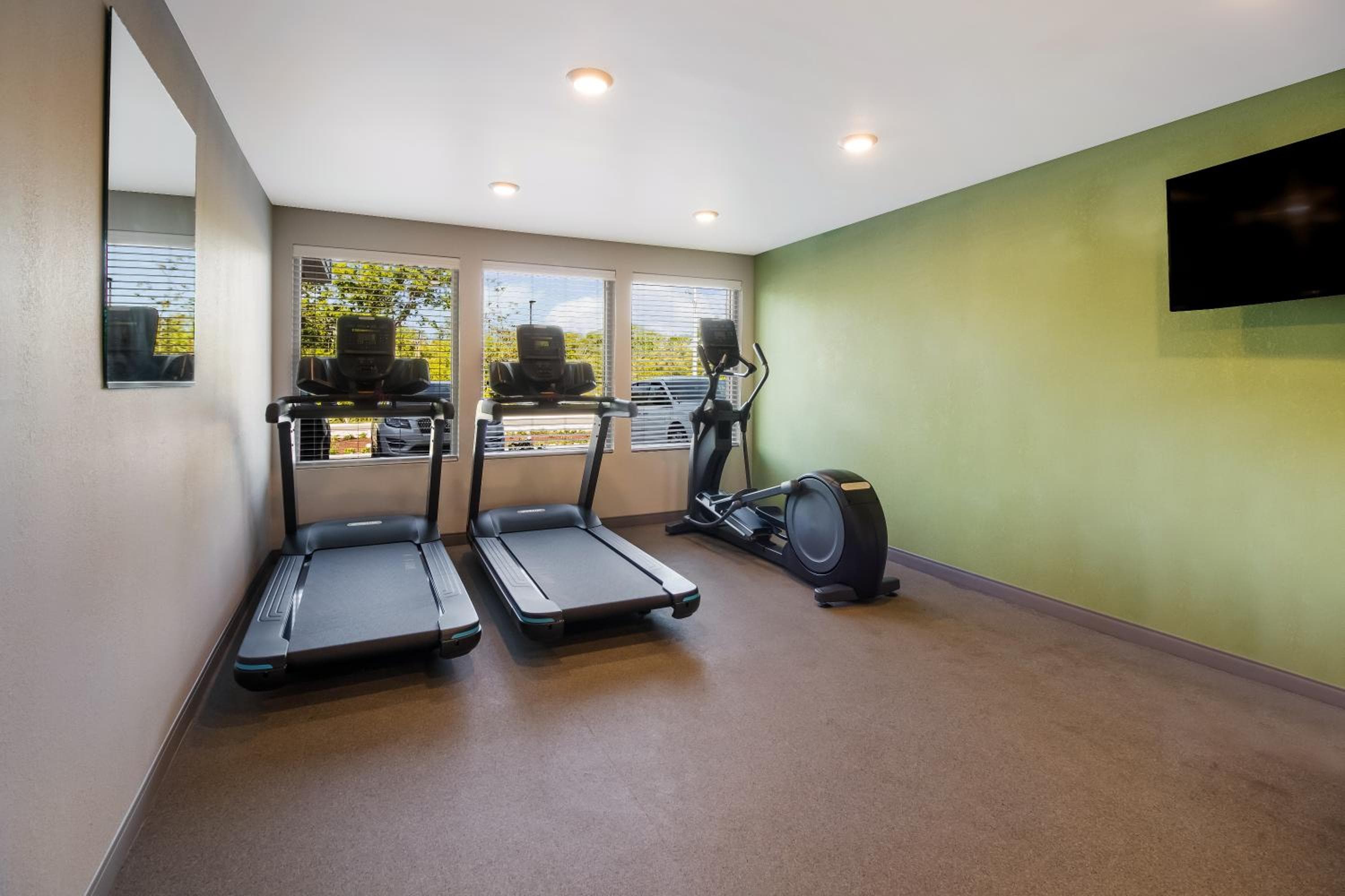 WoodSpring Suites East Lansing - University Area
