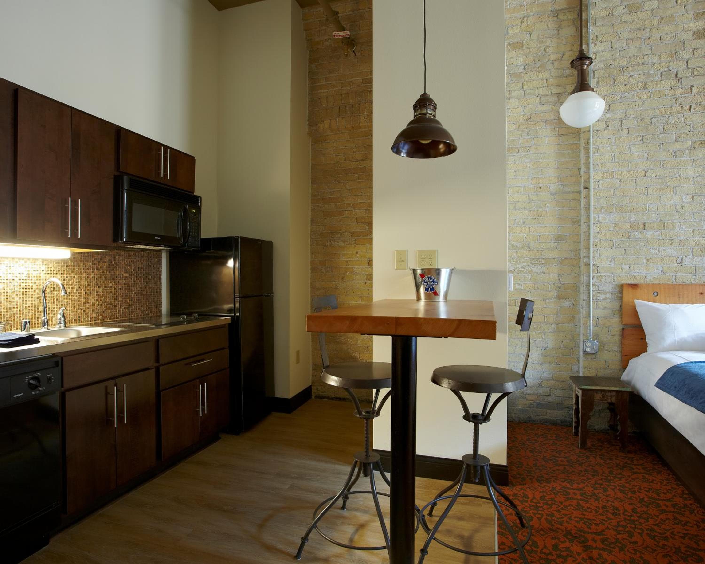 Brewhouse Inn and Suites