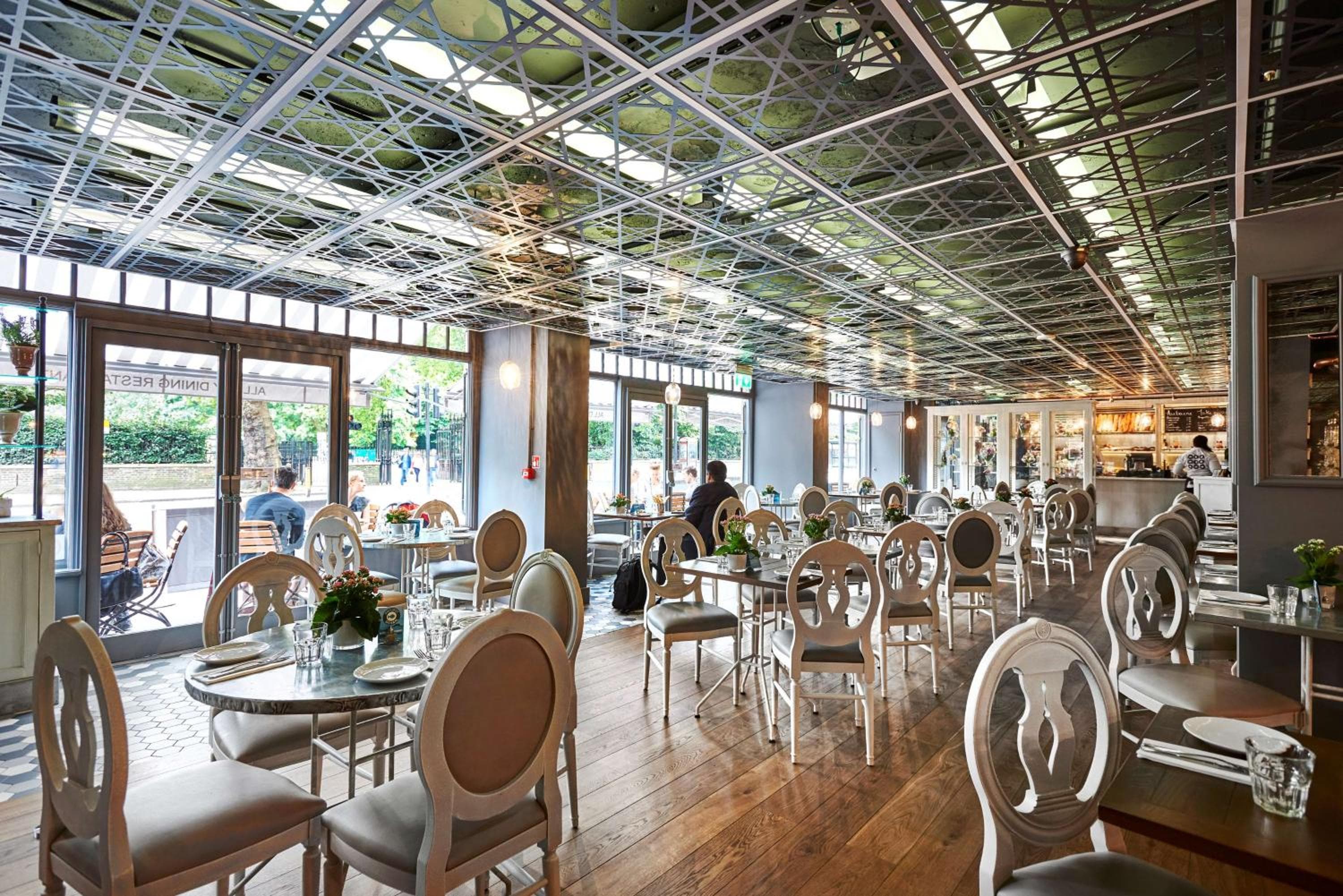 restaurant