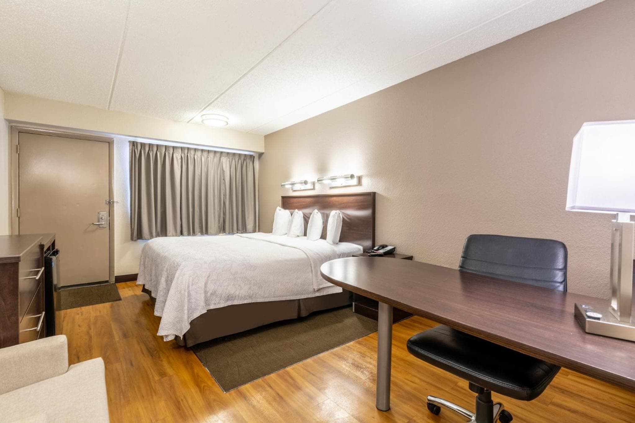 Red Roof Inn PLUS+ Nashville Airport