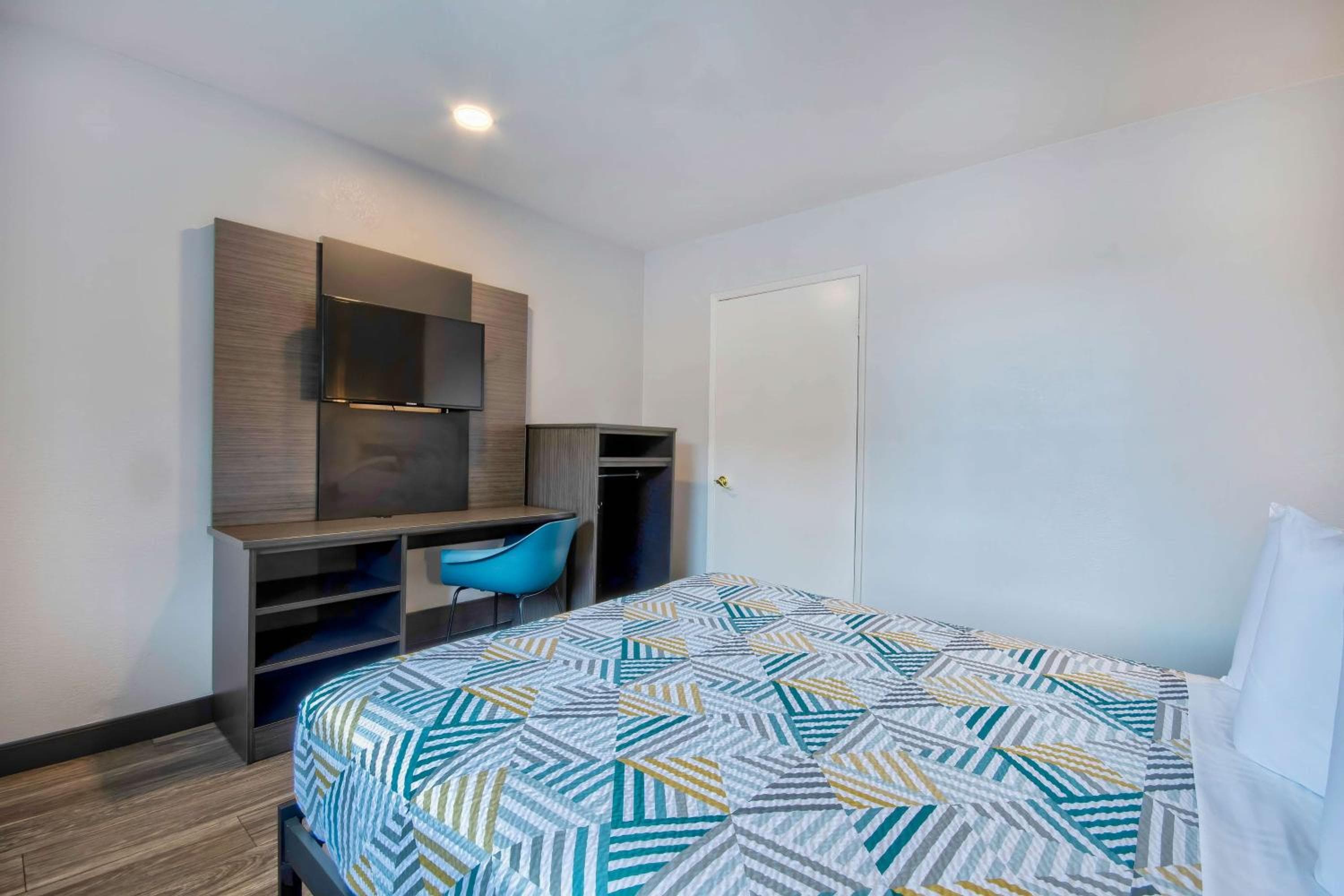 Motel 6-Marina, CA - Monterey
