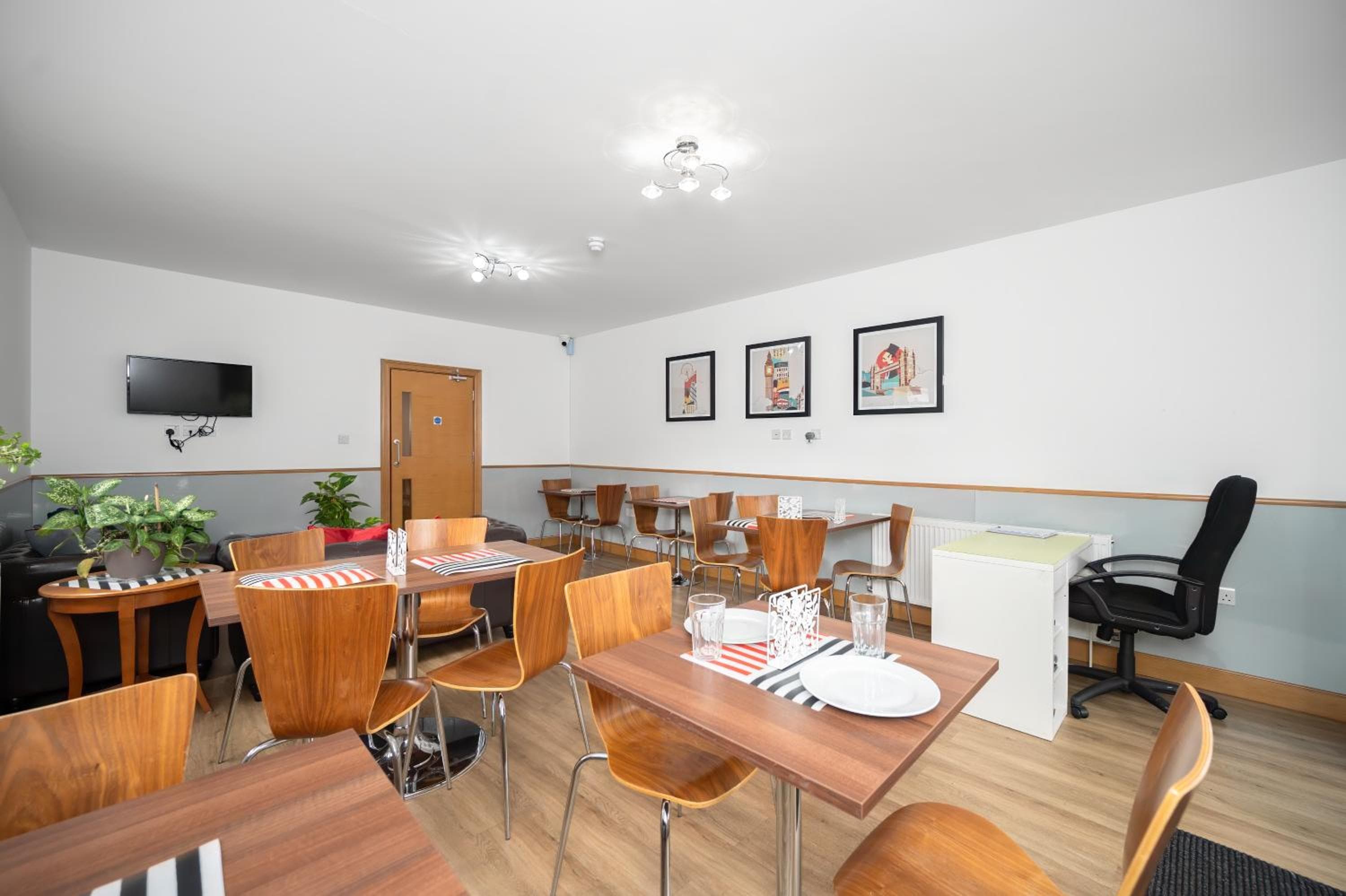 Flexistay Aparthotel Sutton