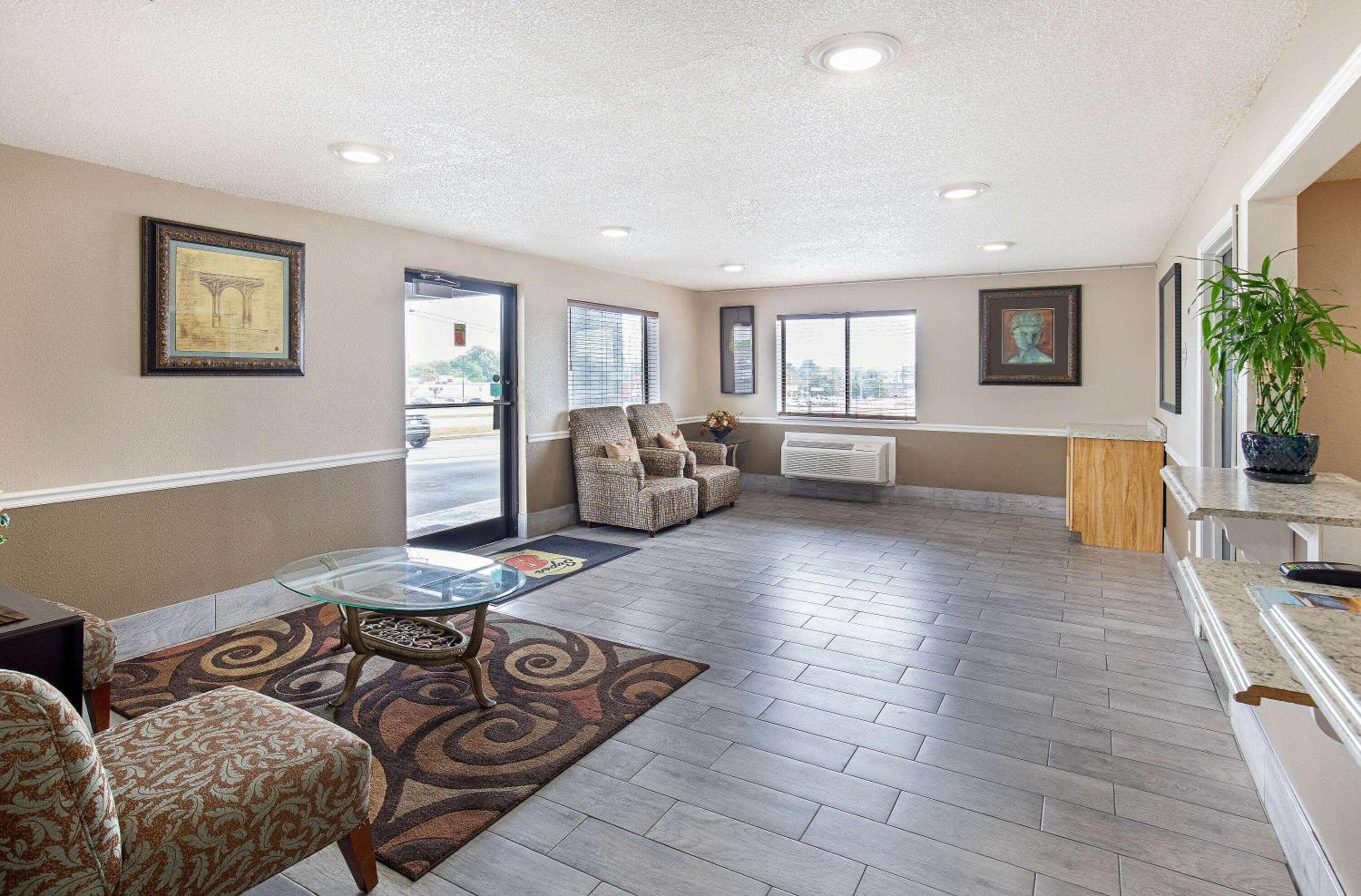 Super 8 by Wyndham Somerset