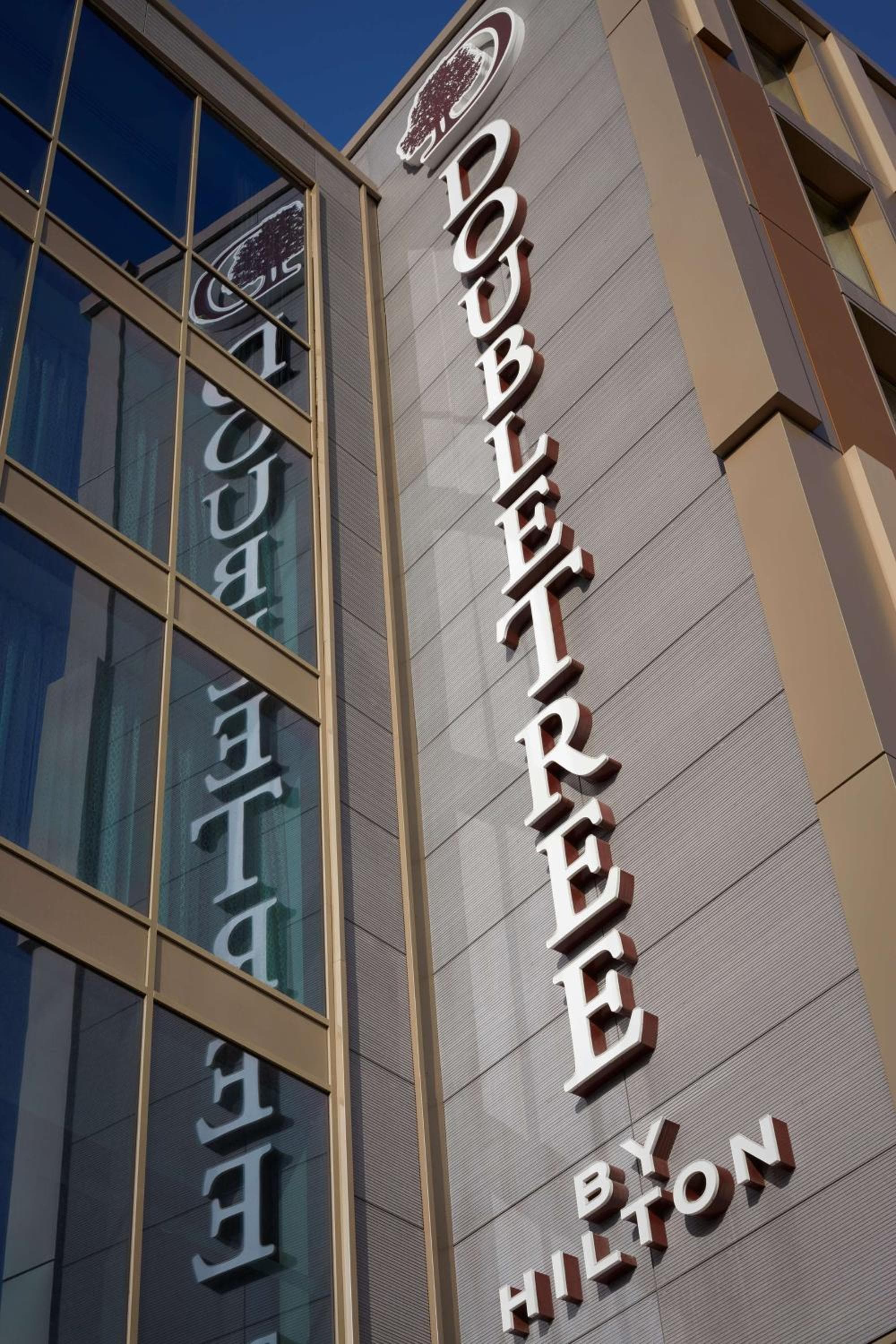 Doubletree By Hilton Hull