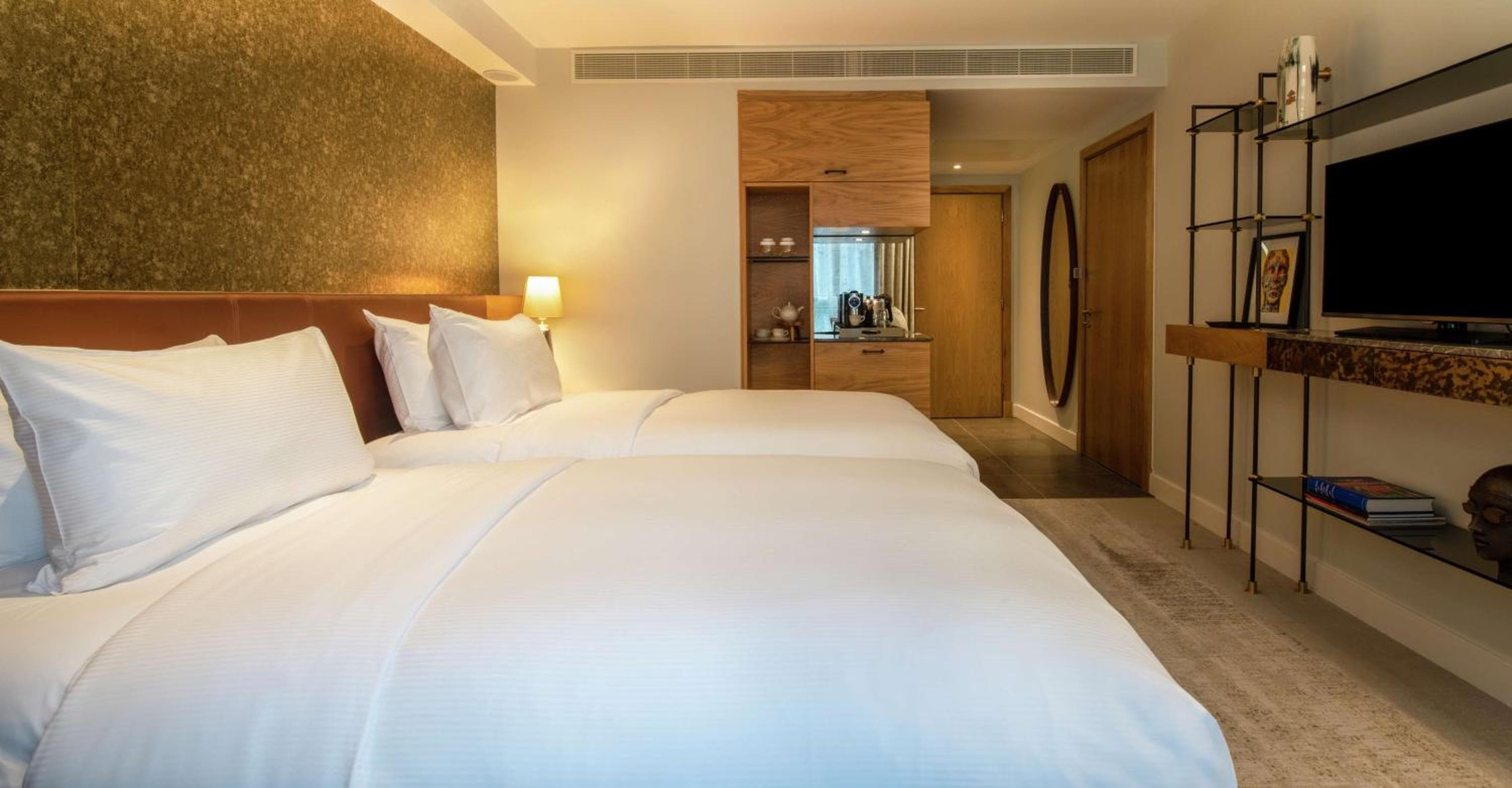 Lincoln Plaza Hotel London, Curio Collection By Hilton