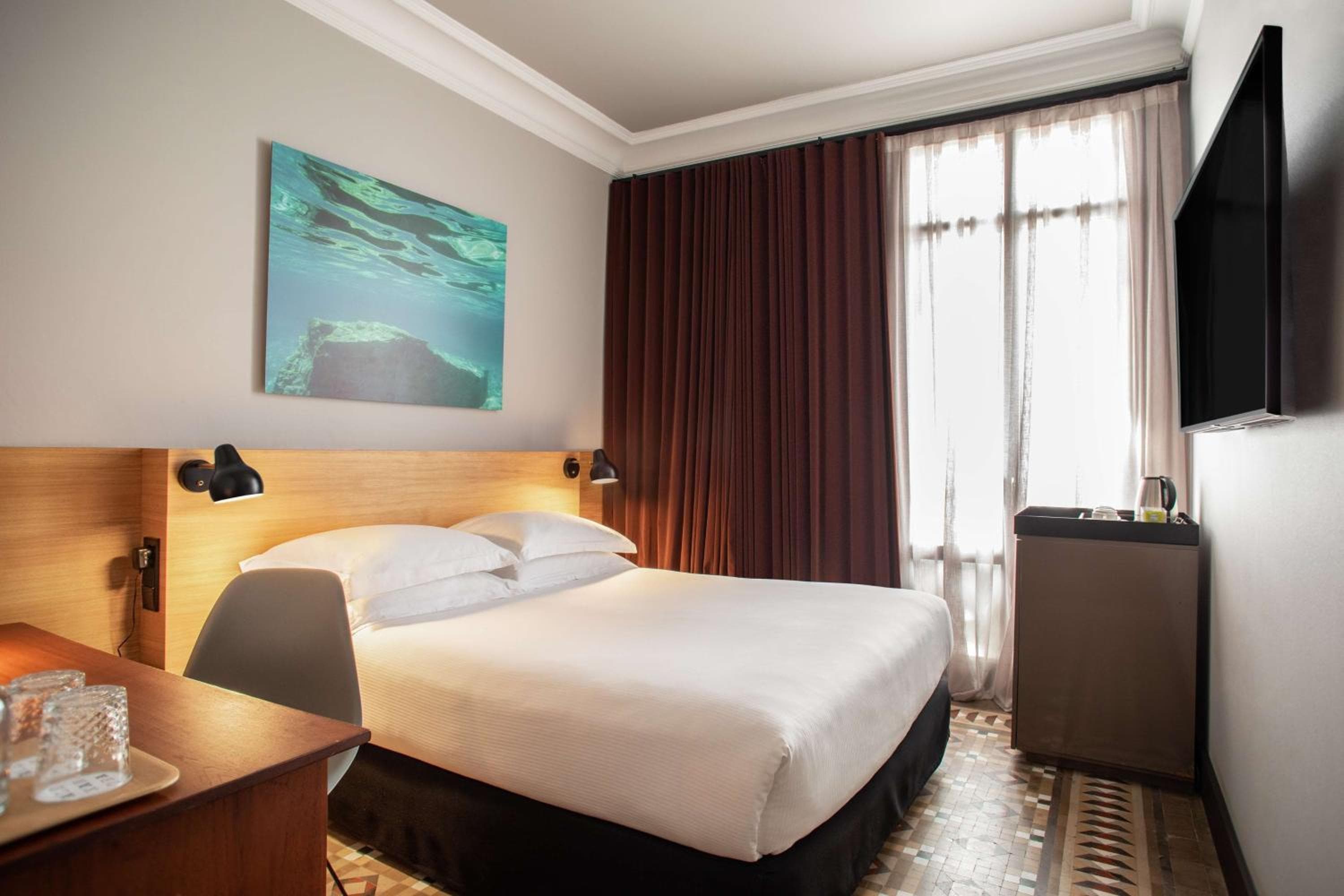 Alexandra Barcelona Hotel, Curio Collection by Hilton