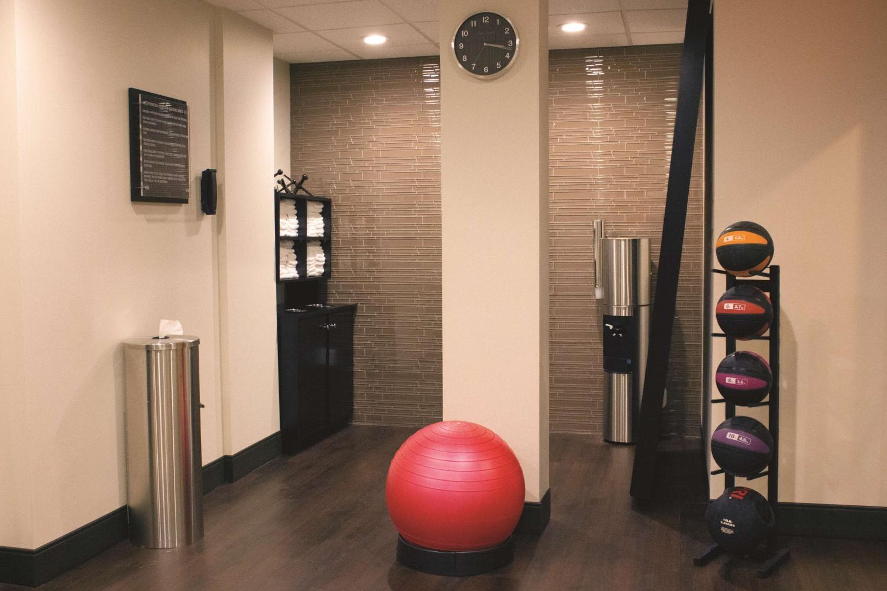 DoubleTree by Hilton Hotel Boston - Downtown