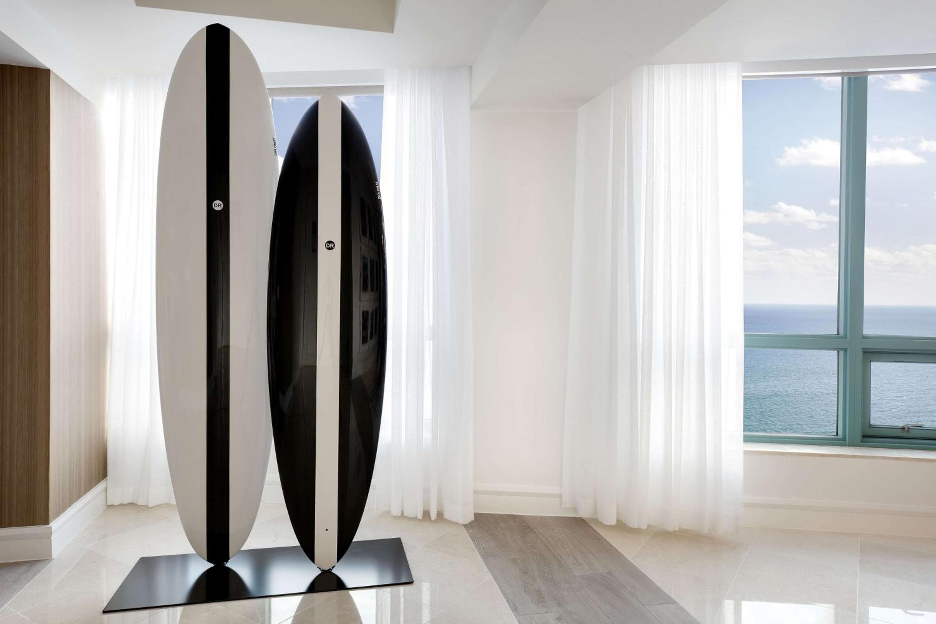 Signia by Hilton Diplomat Beach Resort