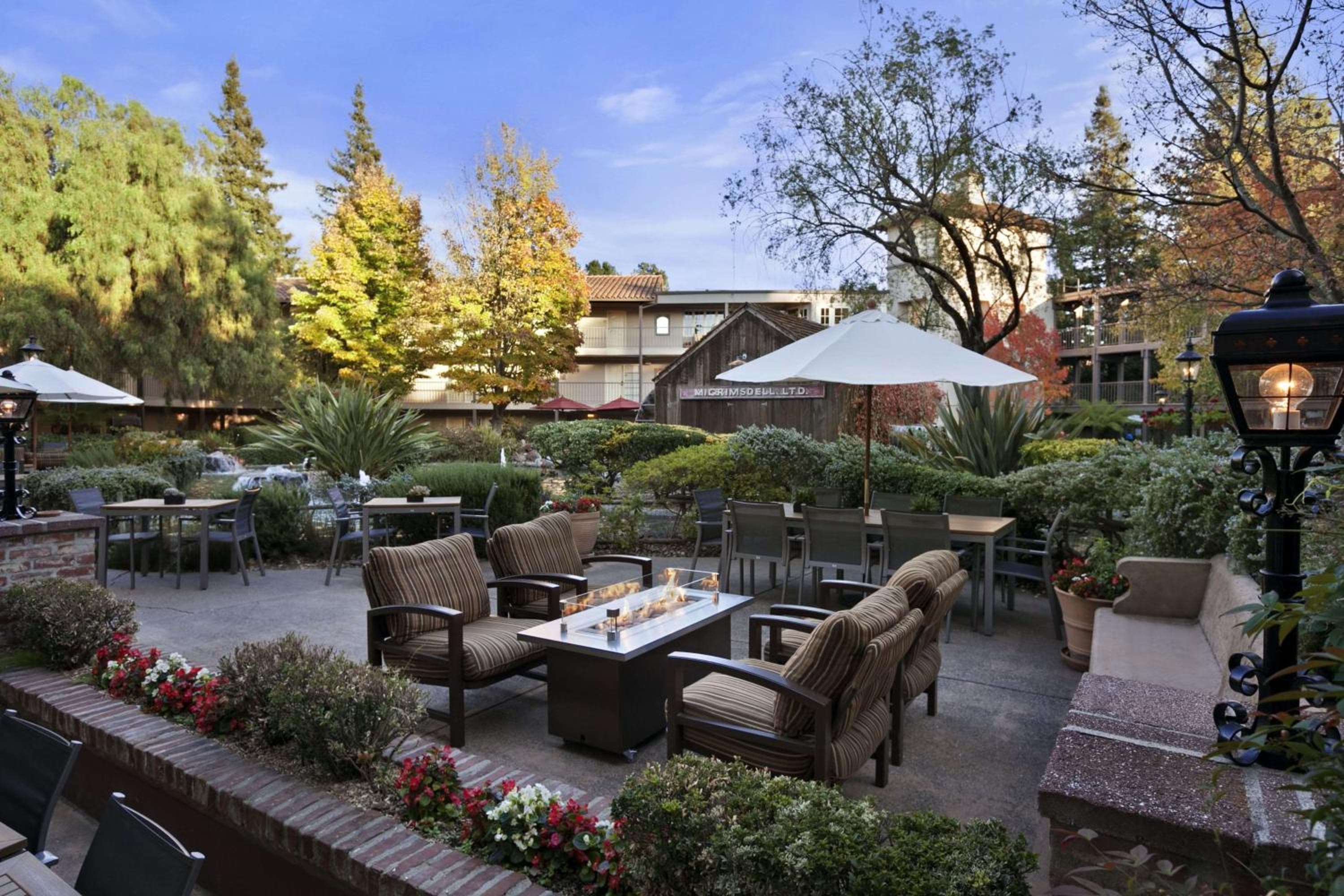 Casa Mani Resort Napa Valley, Curio Collection By Hilton