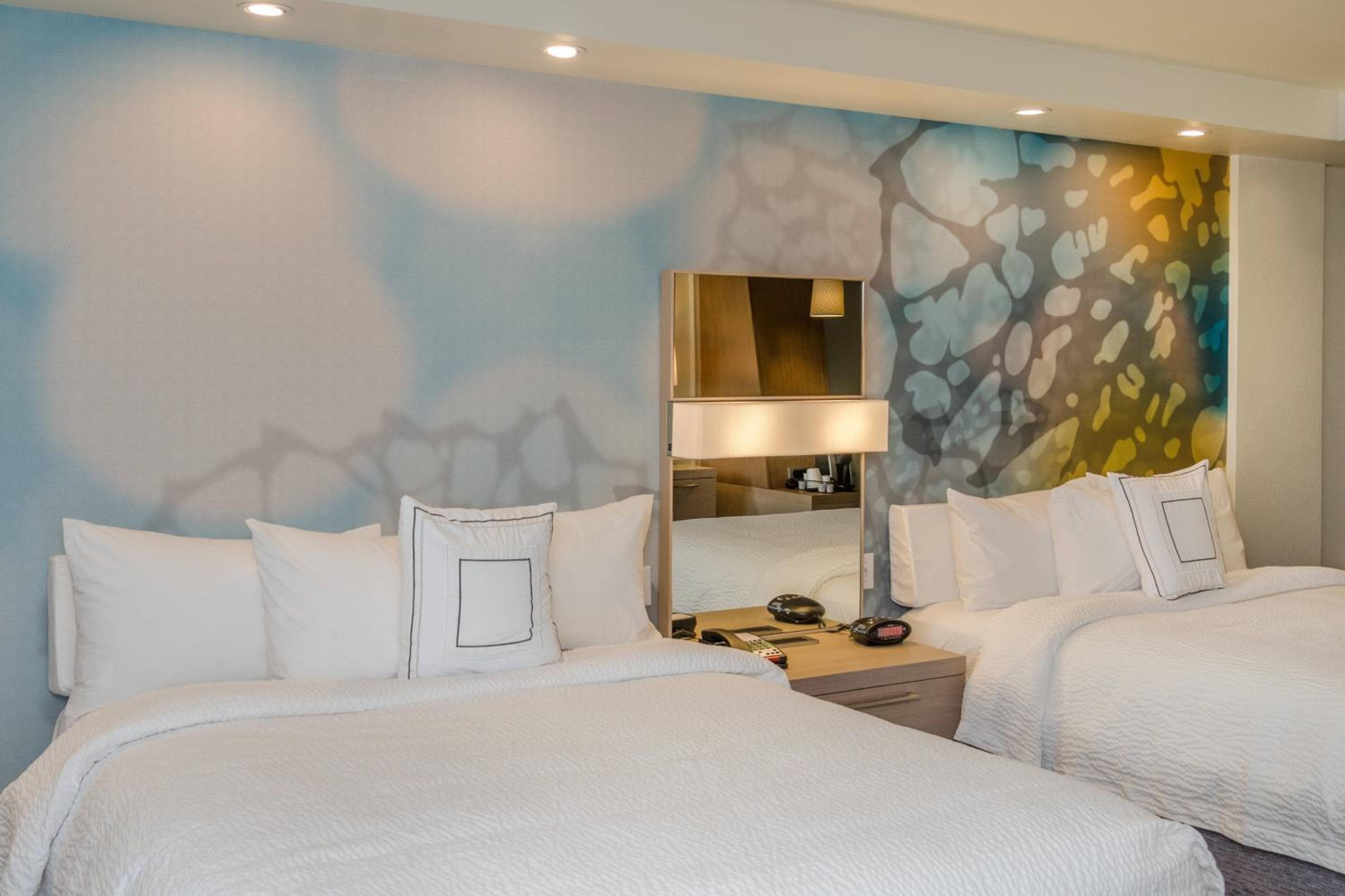 Courtyard by Marriott Somerset