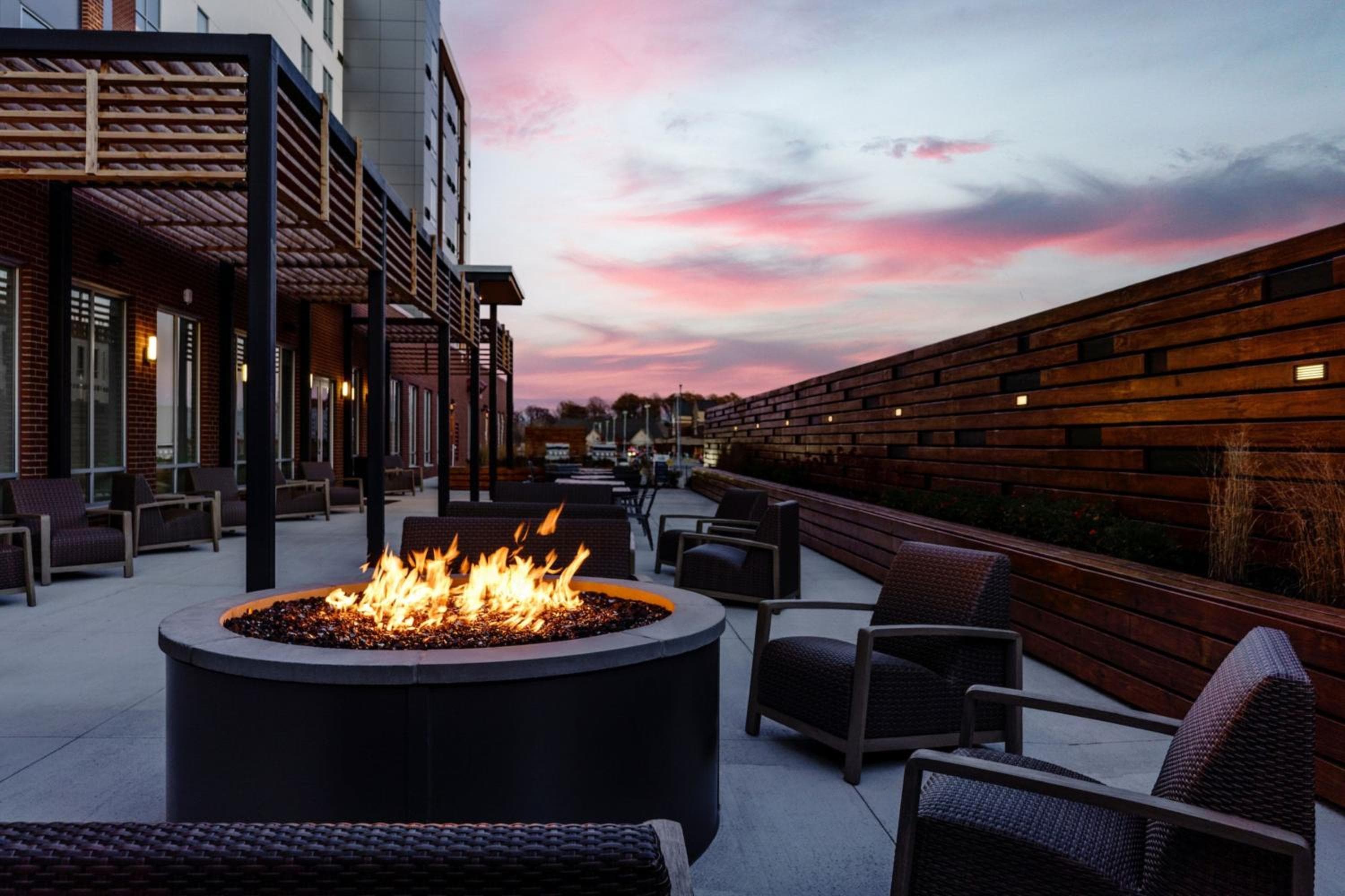Courtyard by Marriott Indianapolis Fishers