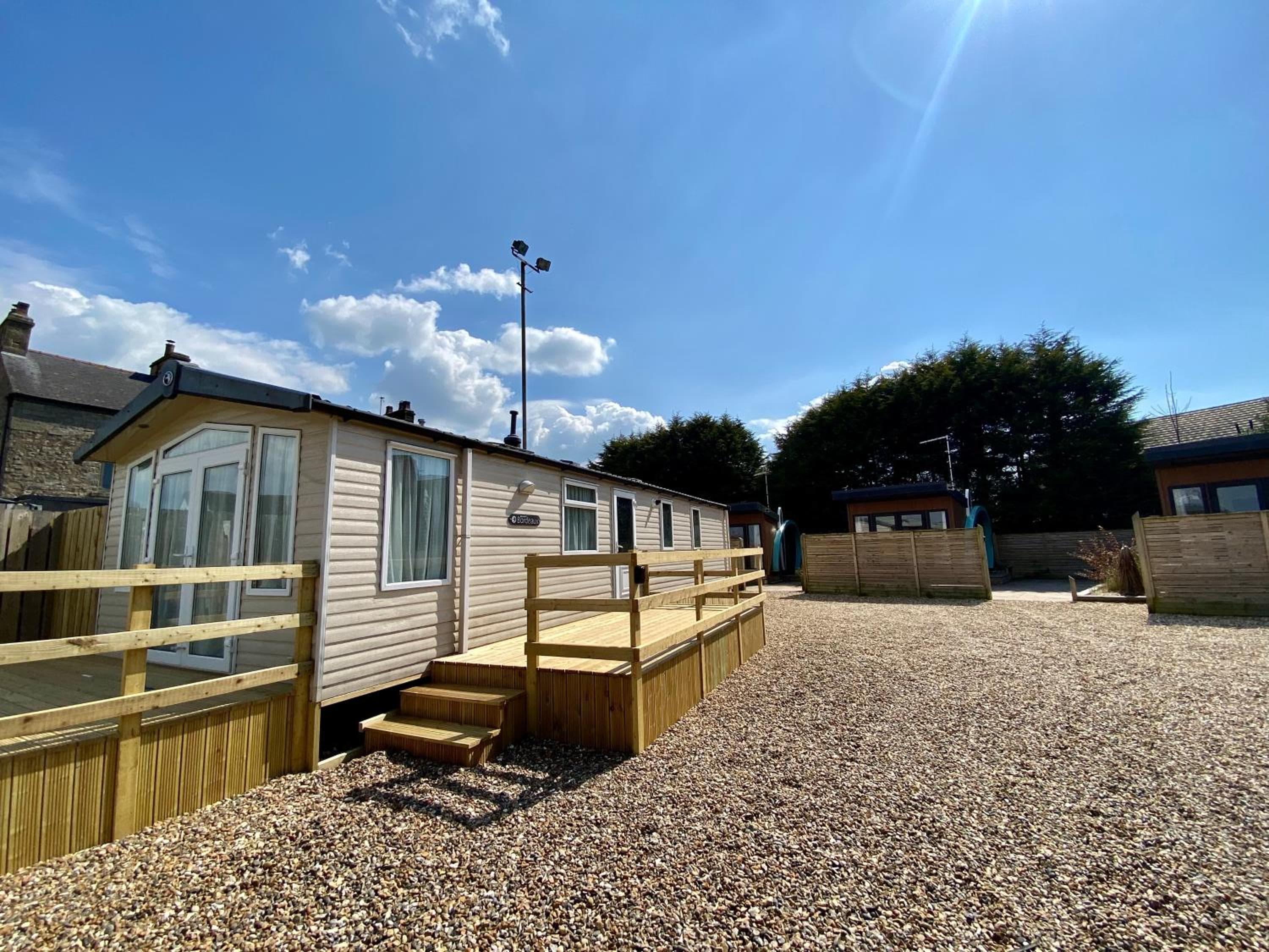 Elletson Park Wood fired Hot tubs, Caravans & Pods