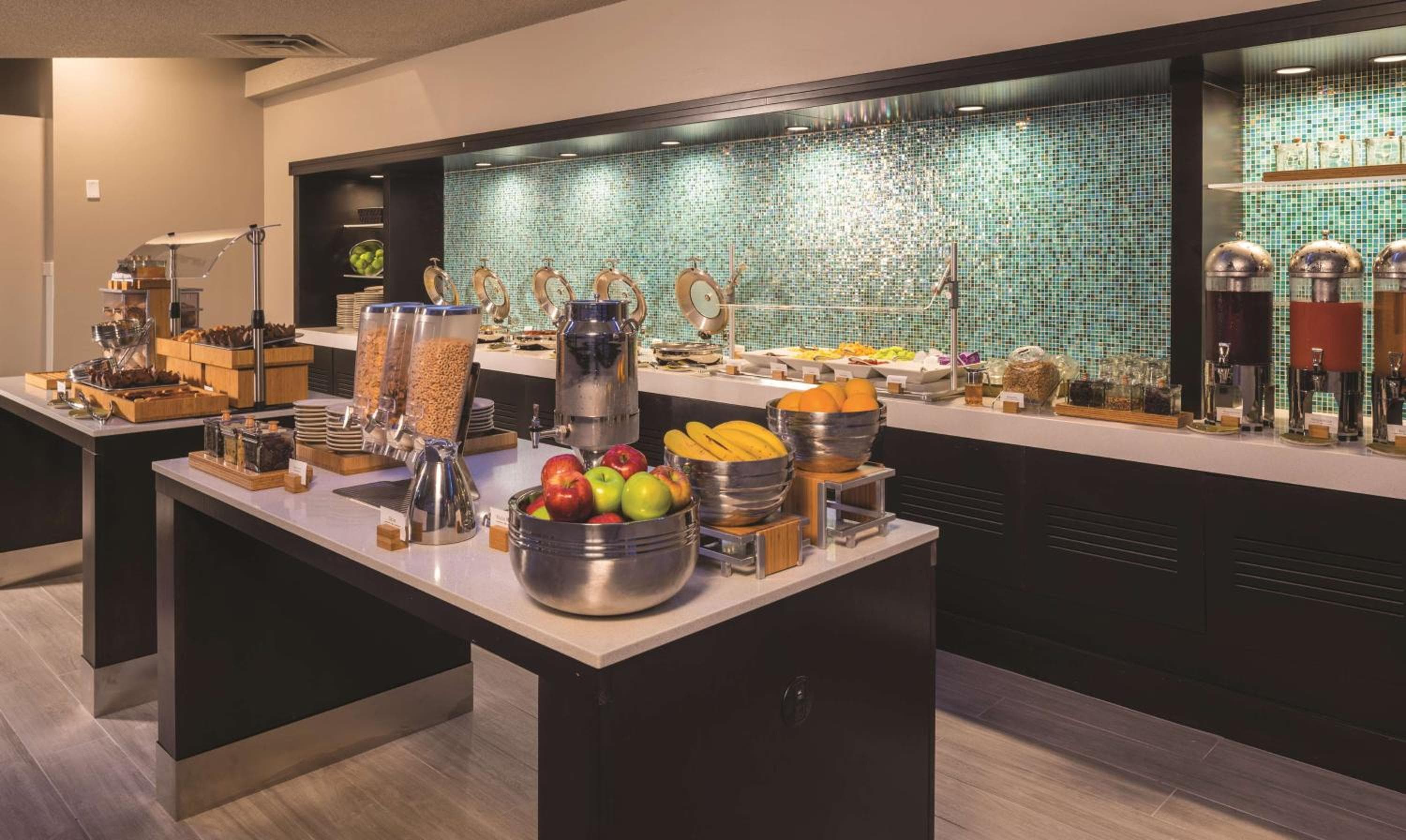DoubleTree by Hilton Austin Northwest - Arboretum