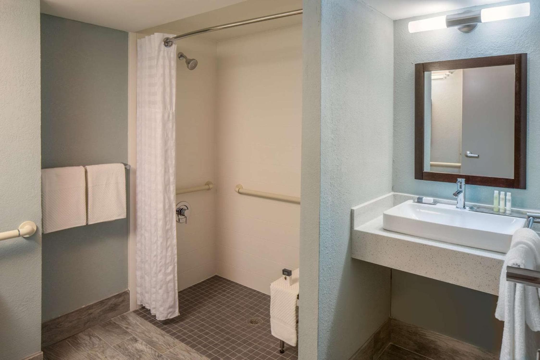 DoubleTree by Hilton Austin Northwest - Arboretum