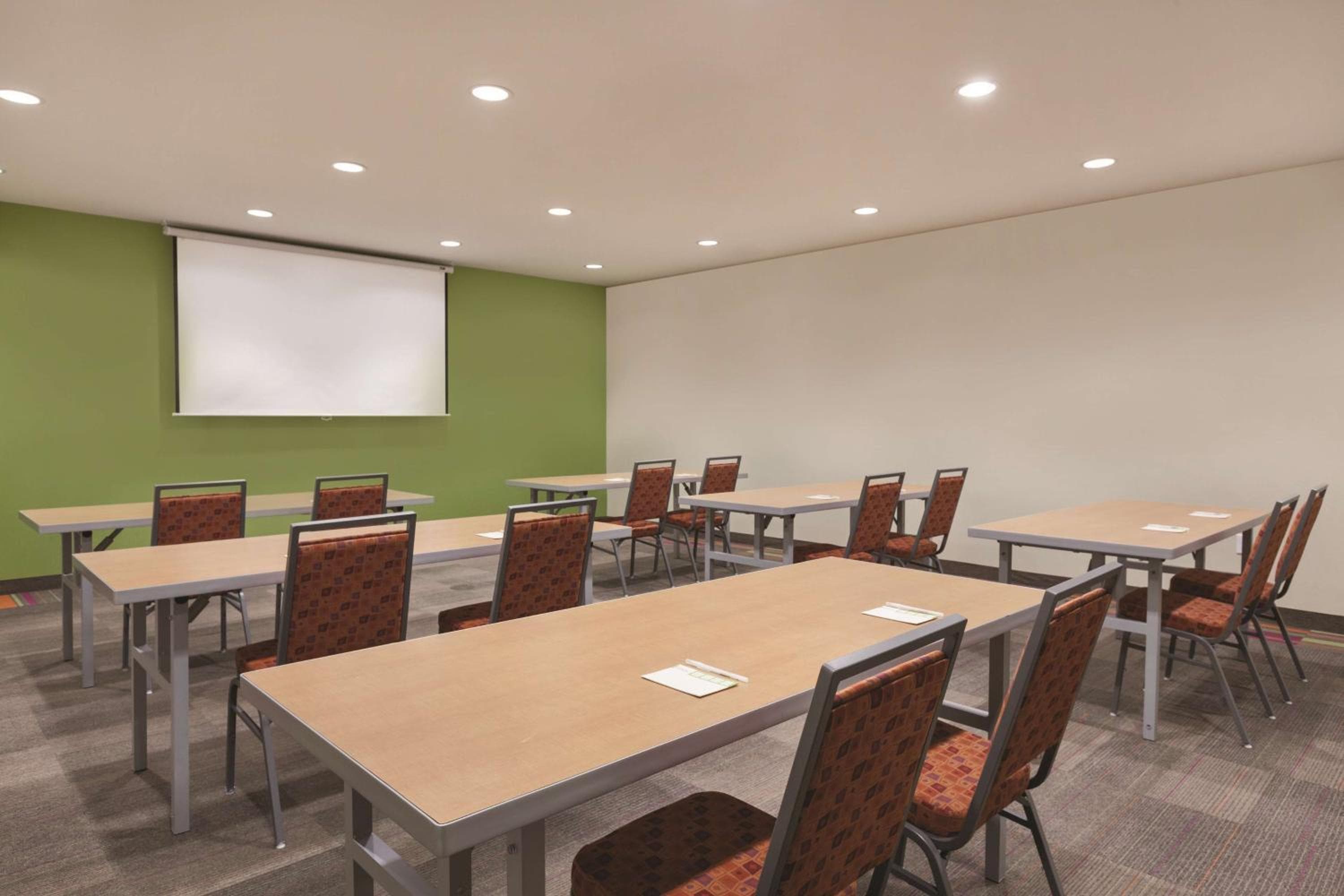 Home2 Suites by Hilton College Station