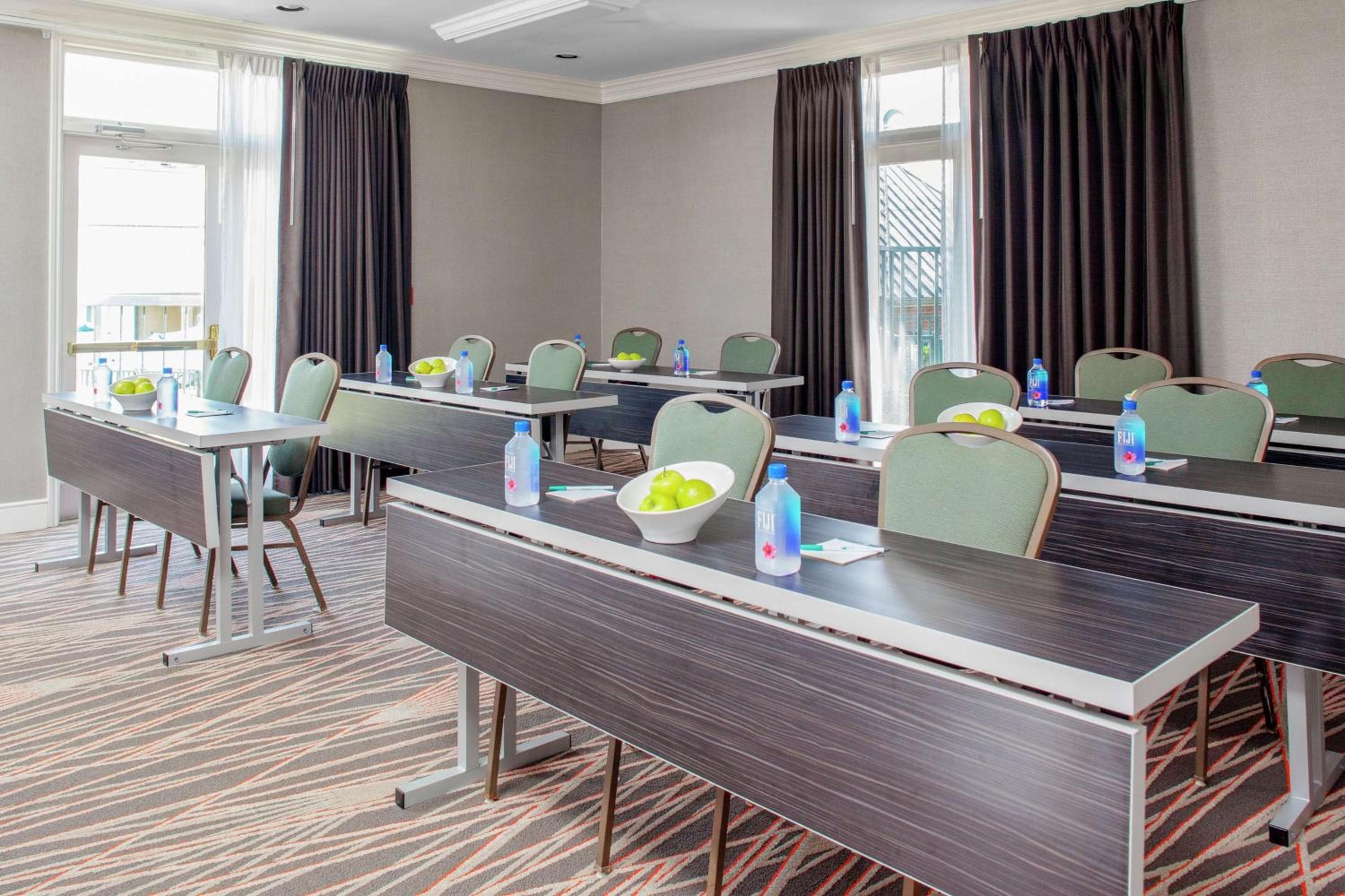 Homewood Suites by Hilton Dallas-Irving-Las Colinas