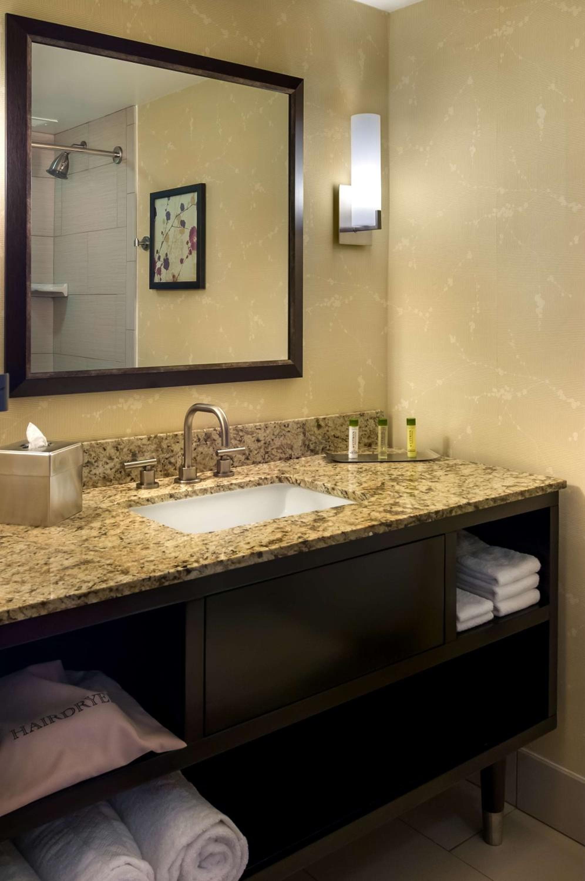 Doubletree by Hilton Los Angeles Downtown