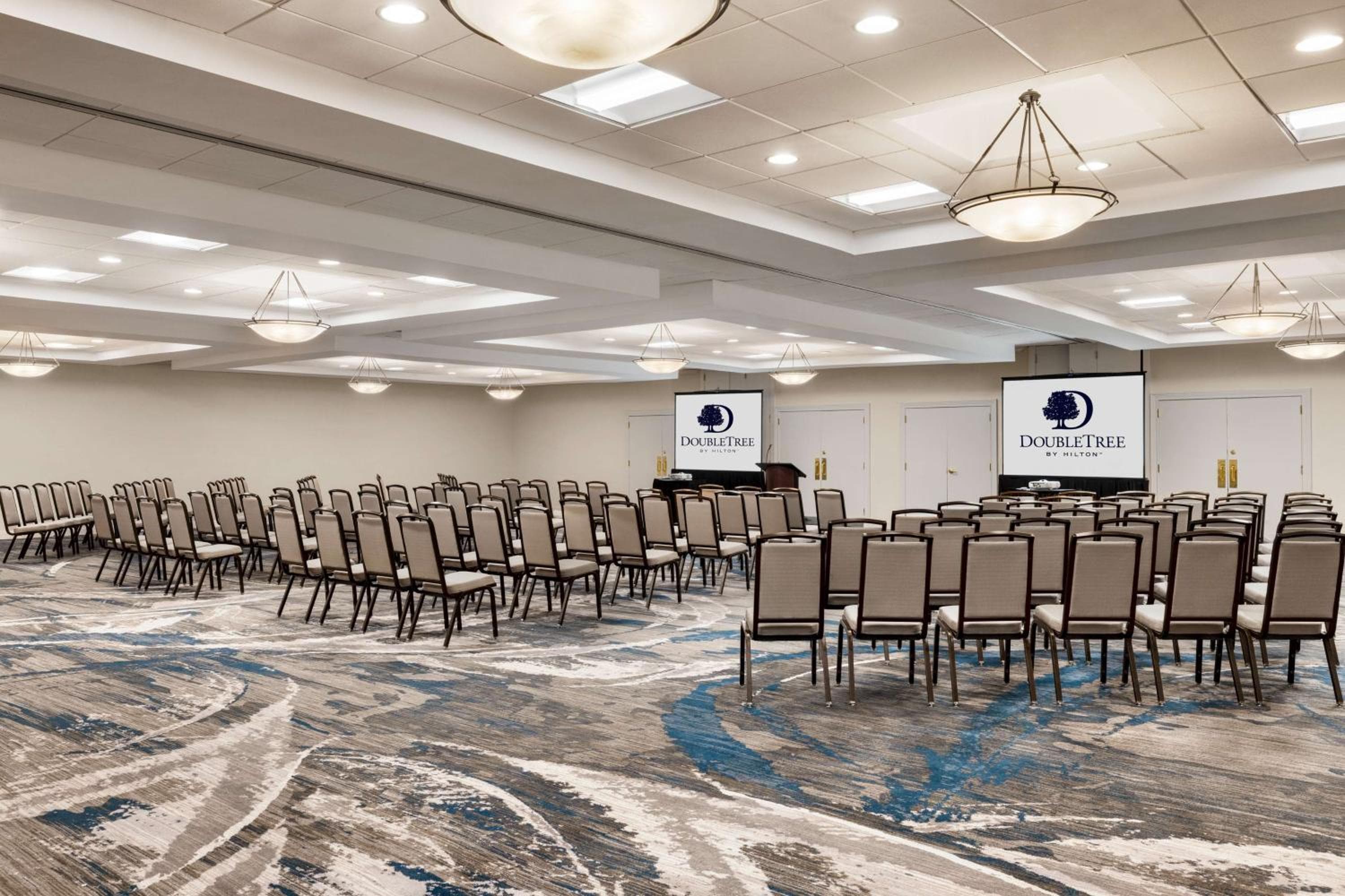 DoubleTree by Hilton New Orleans Airport