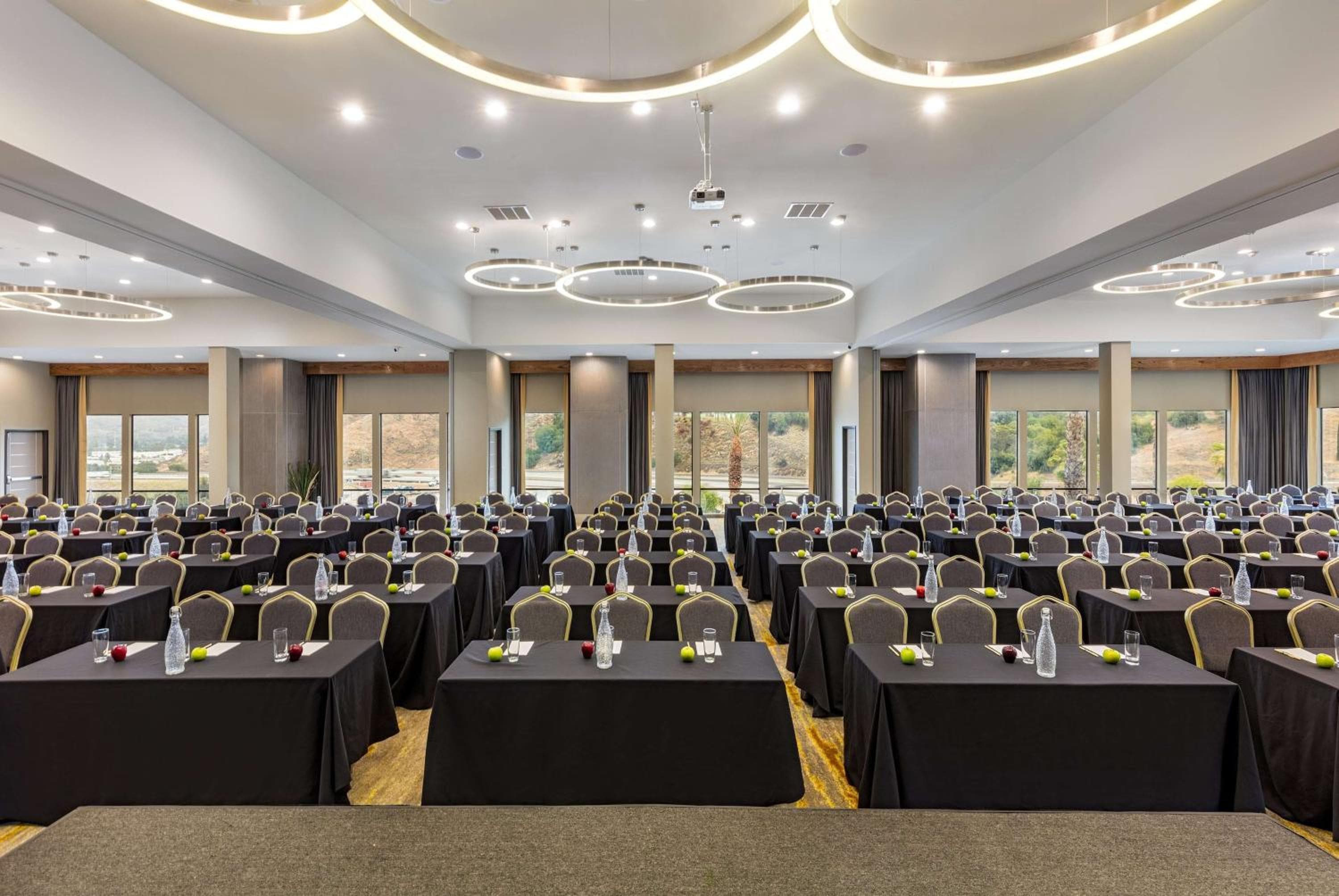 Doubletree By Hilton Pomona