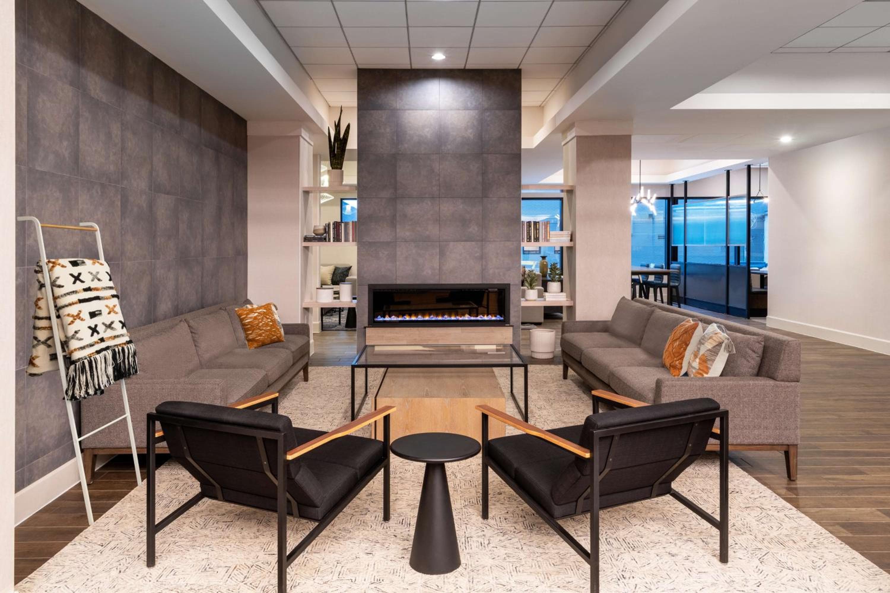 DoubleTree by Hilton Denver Cherry Creek, CO