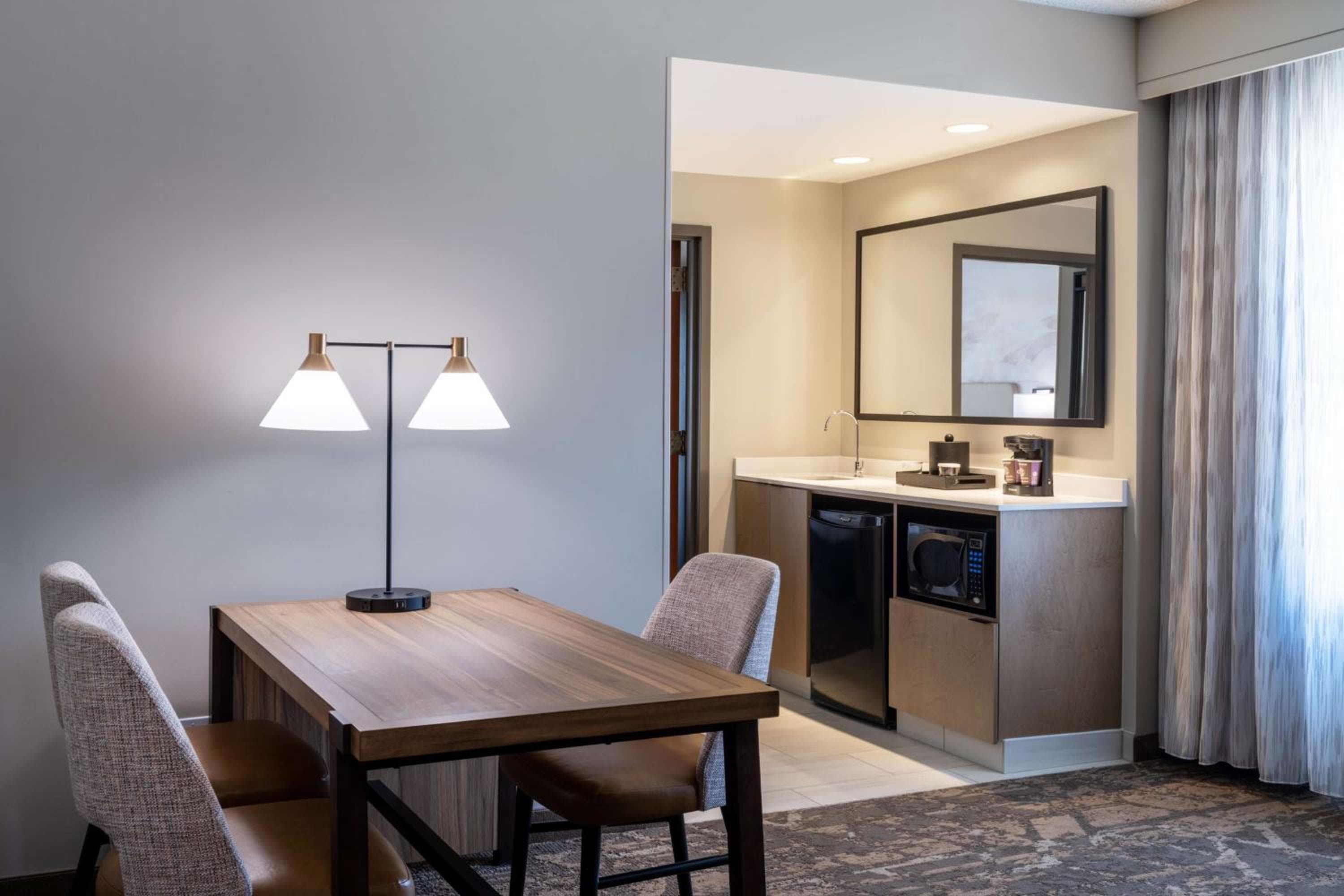 Embassy Suites by Hilton Albuquerque
