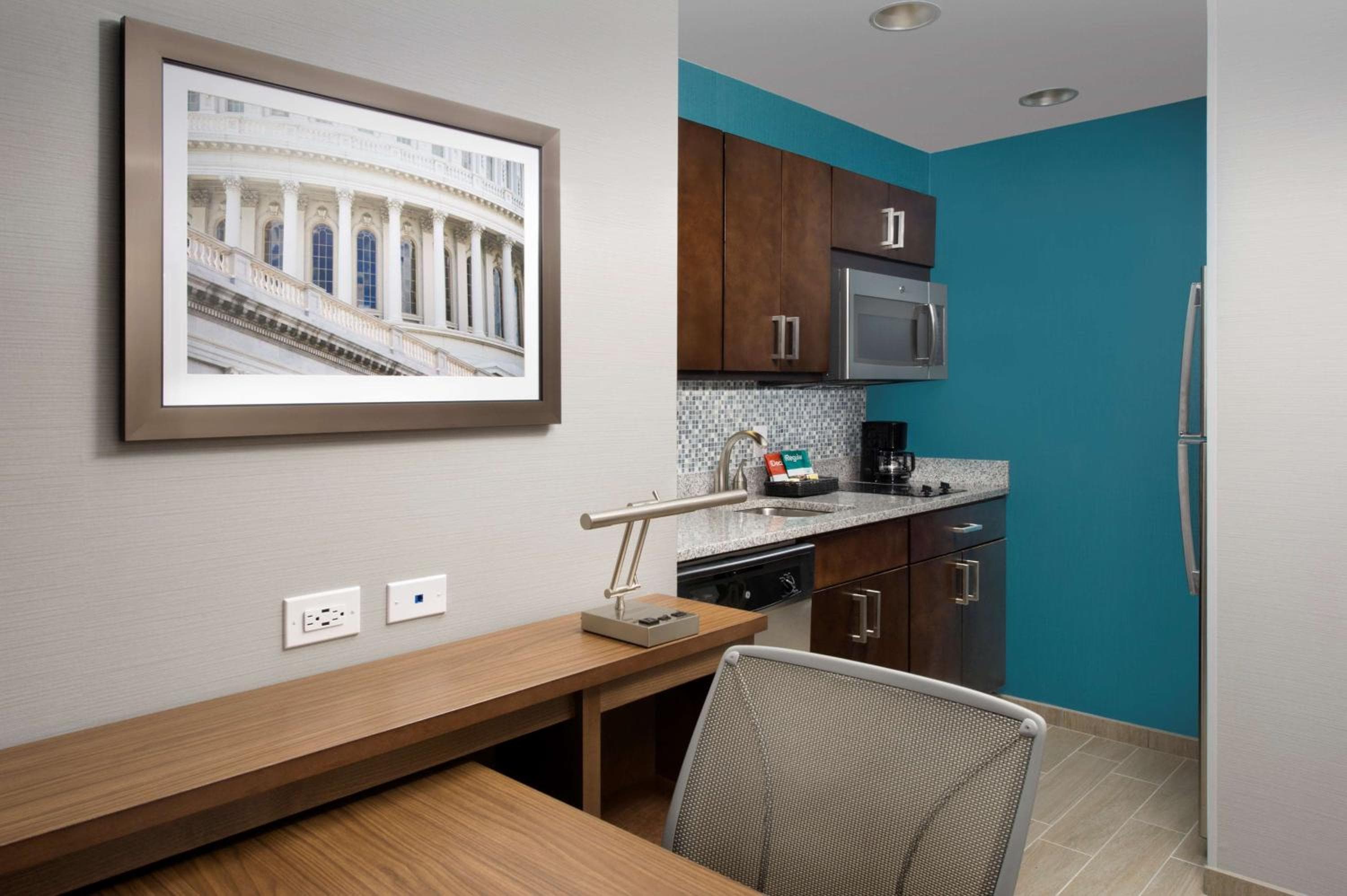 Homewood Suites by Hilton Washington DC NoMa Union Station