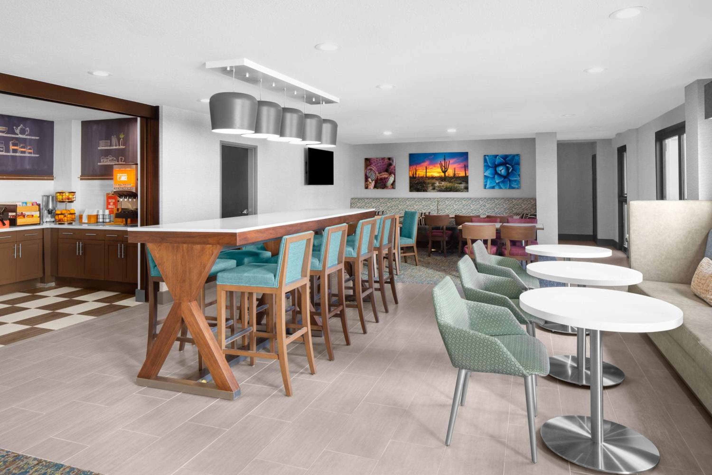 Hampton Inn Phoenix - Biltmore