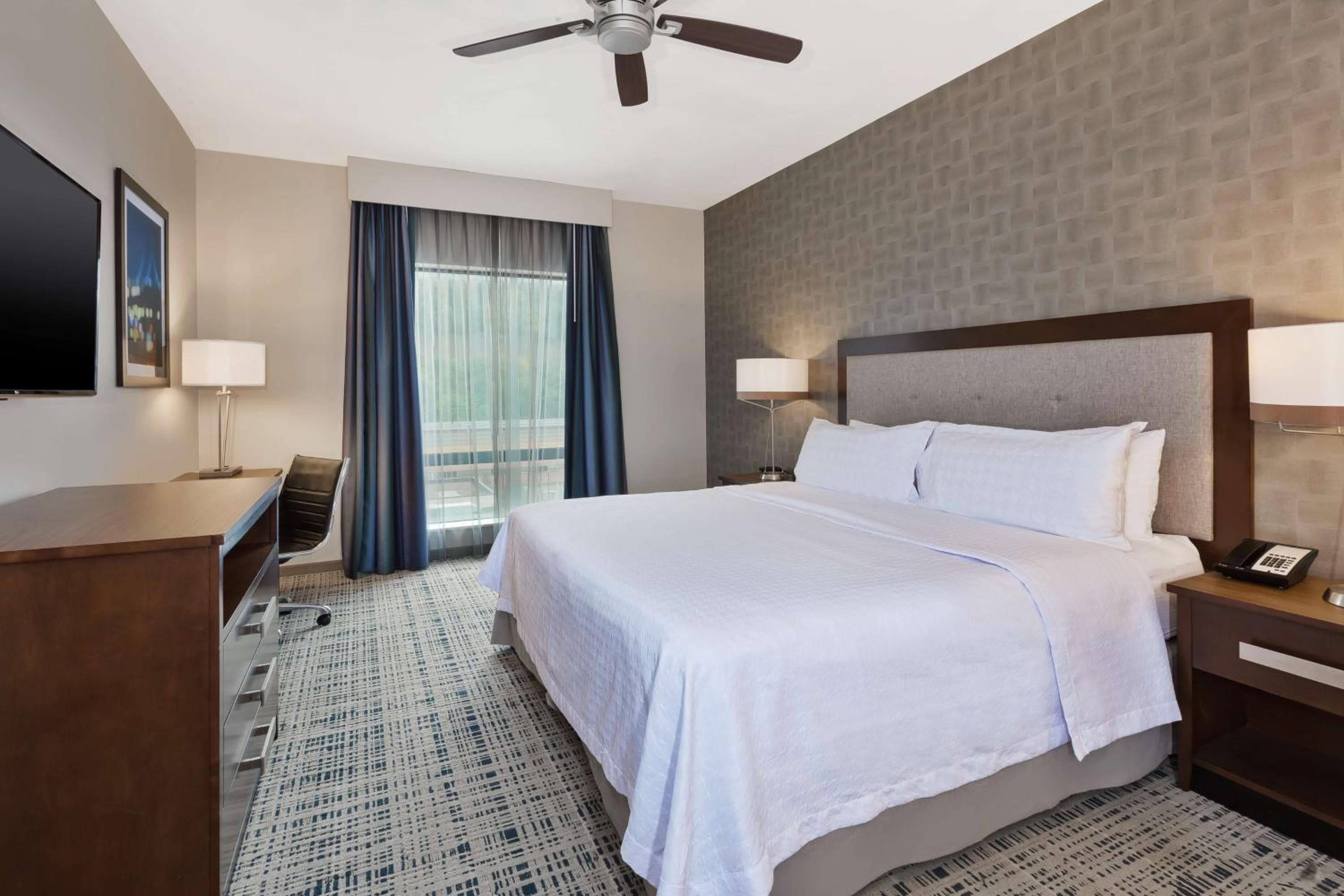Homewood Suites by Hilton Pittsburgh Downtown