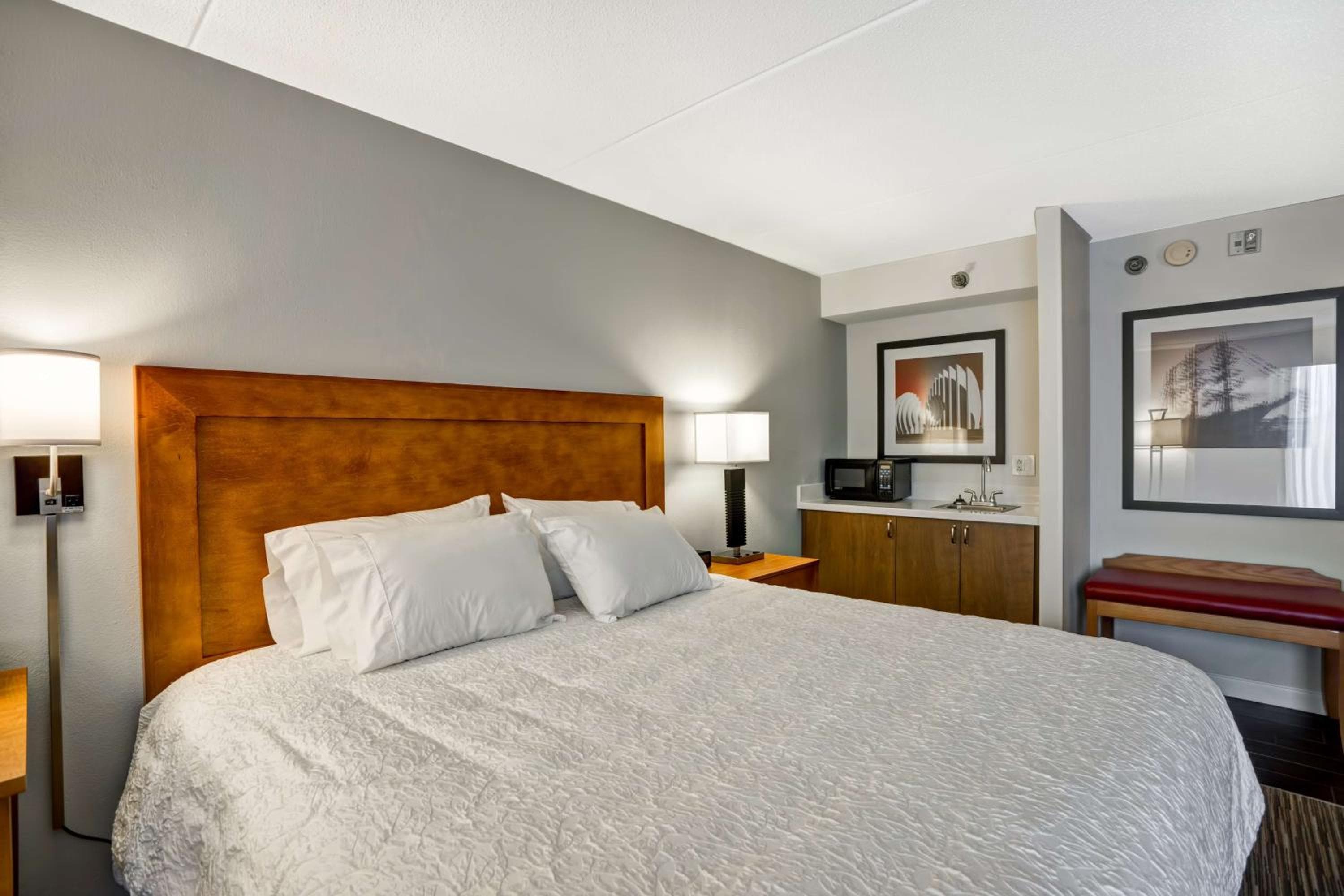 Hampton Inn Norfolk-Naval Base