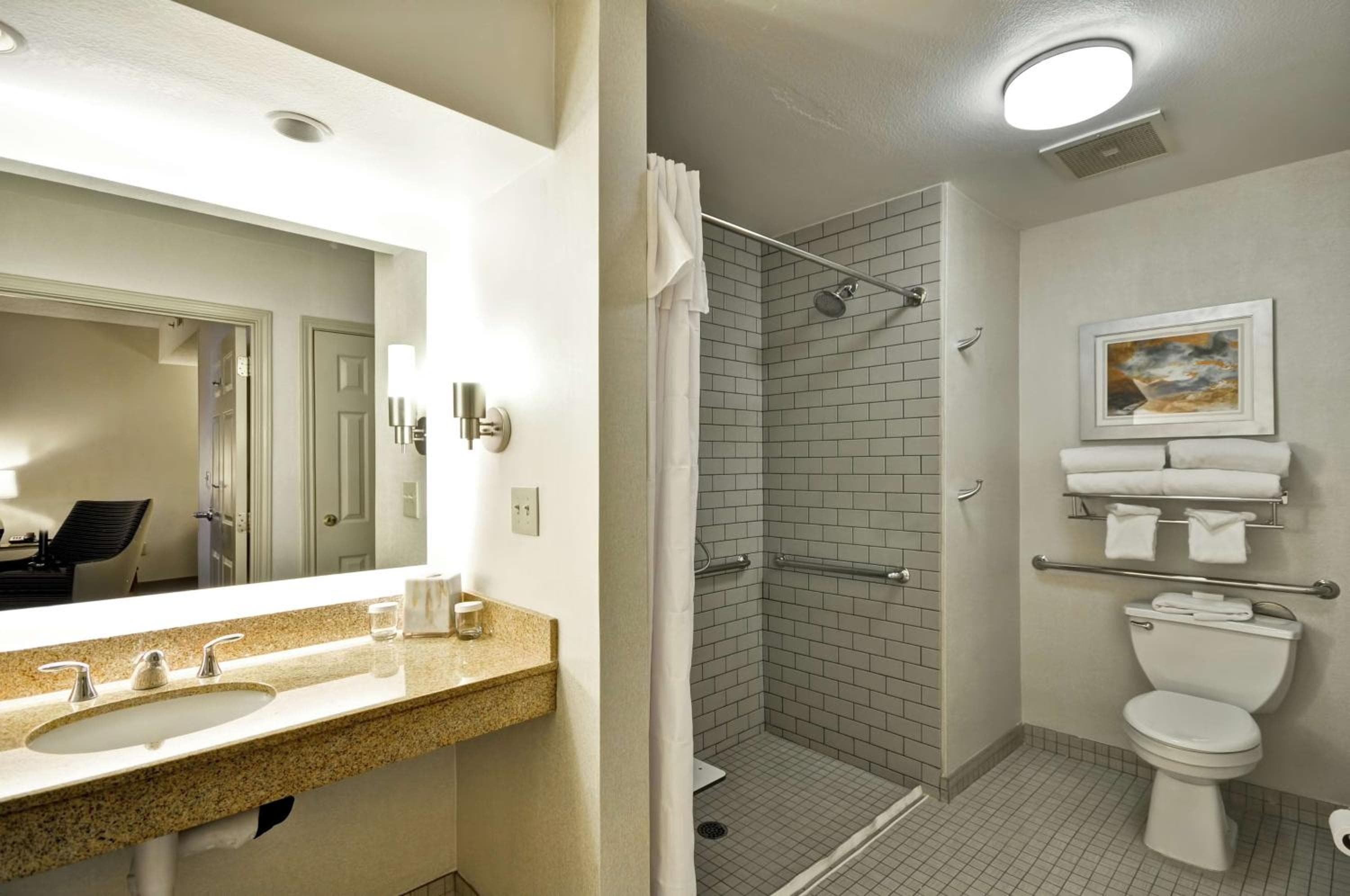 Homewood Suites by Hilton Phoenix-Biltmore