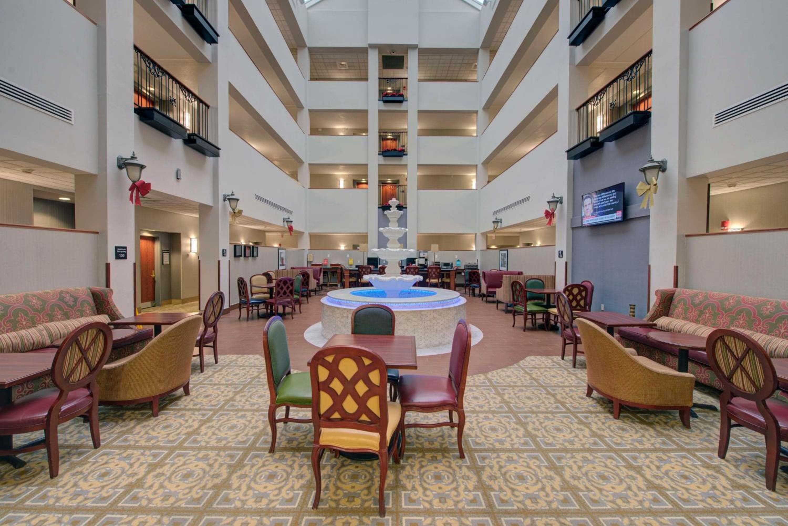 Hampton Inn & Suites By Hilton - Rockville Centre