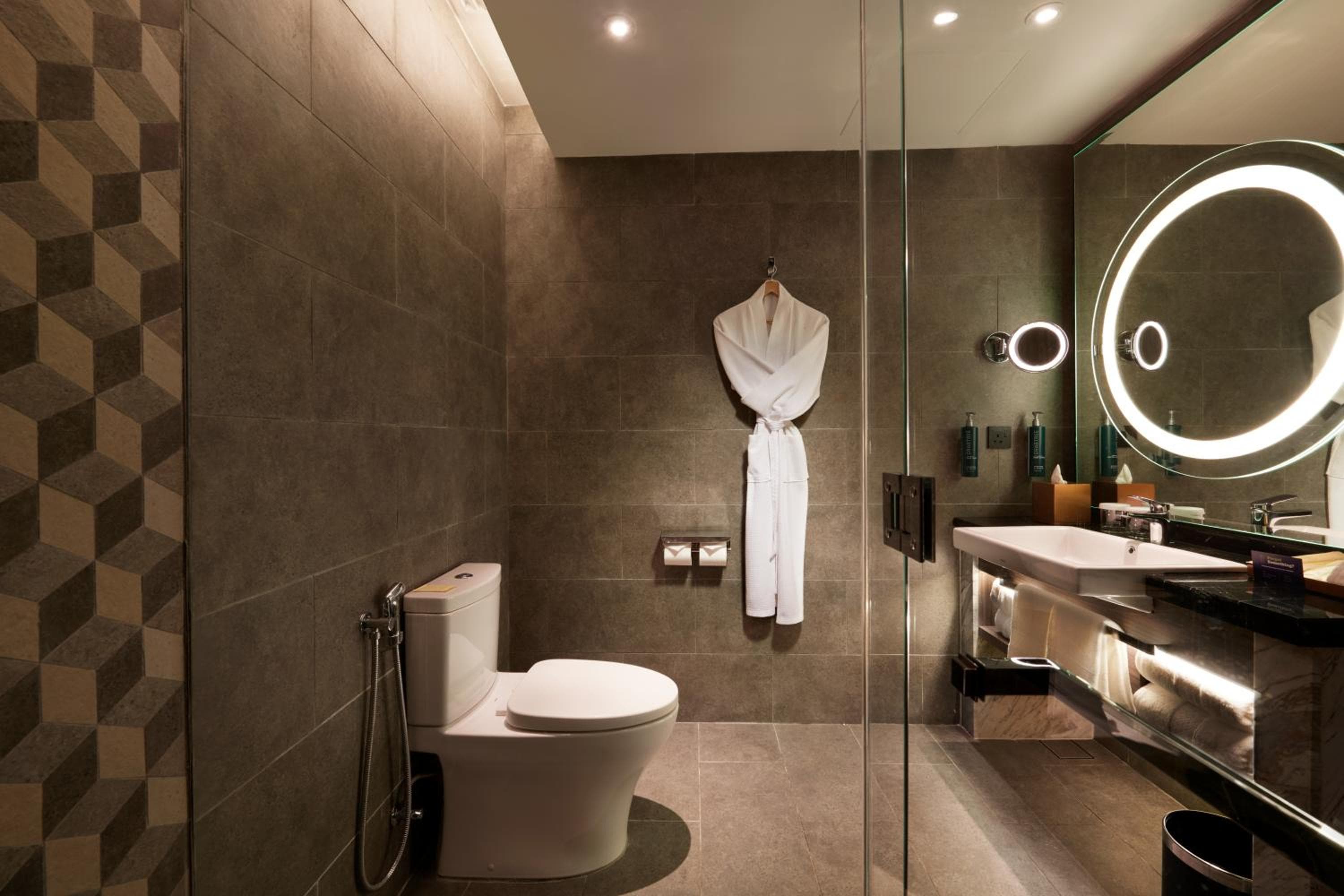 DoubleTree by Hilton Putrajaya Lakeside