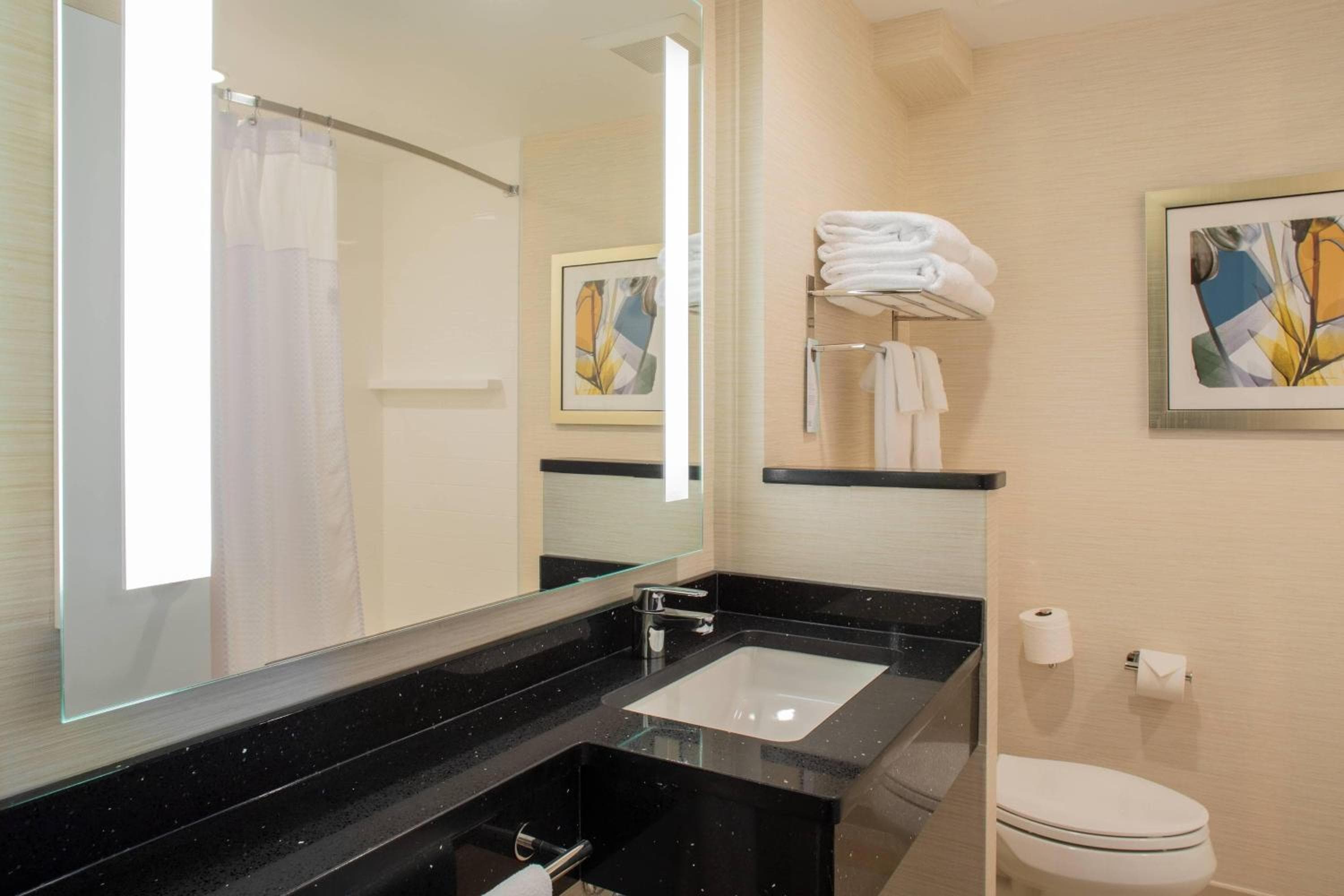Fairfield Inn & Suites by Marriott New York Queens/Fresh Meadows