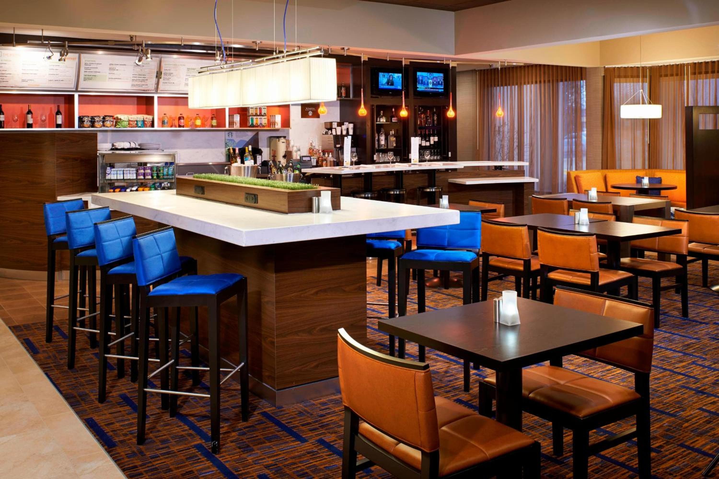 Courtyard Chicago Arlington Heights/South
