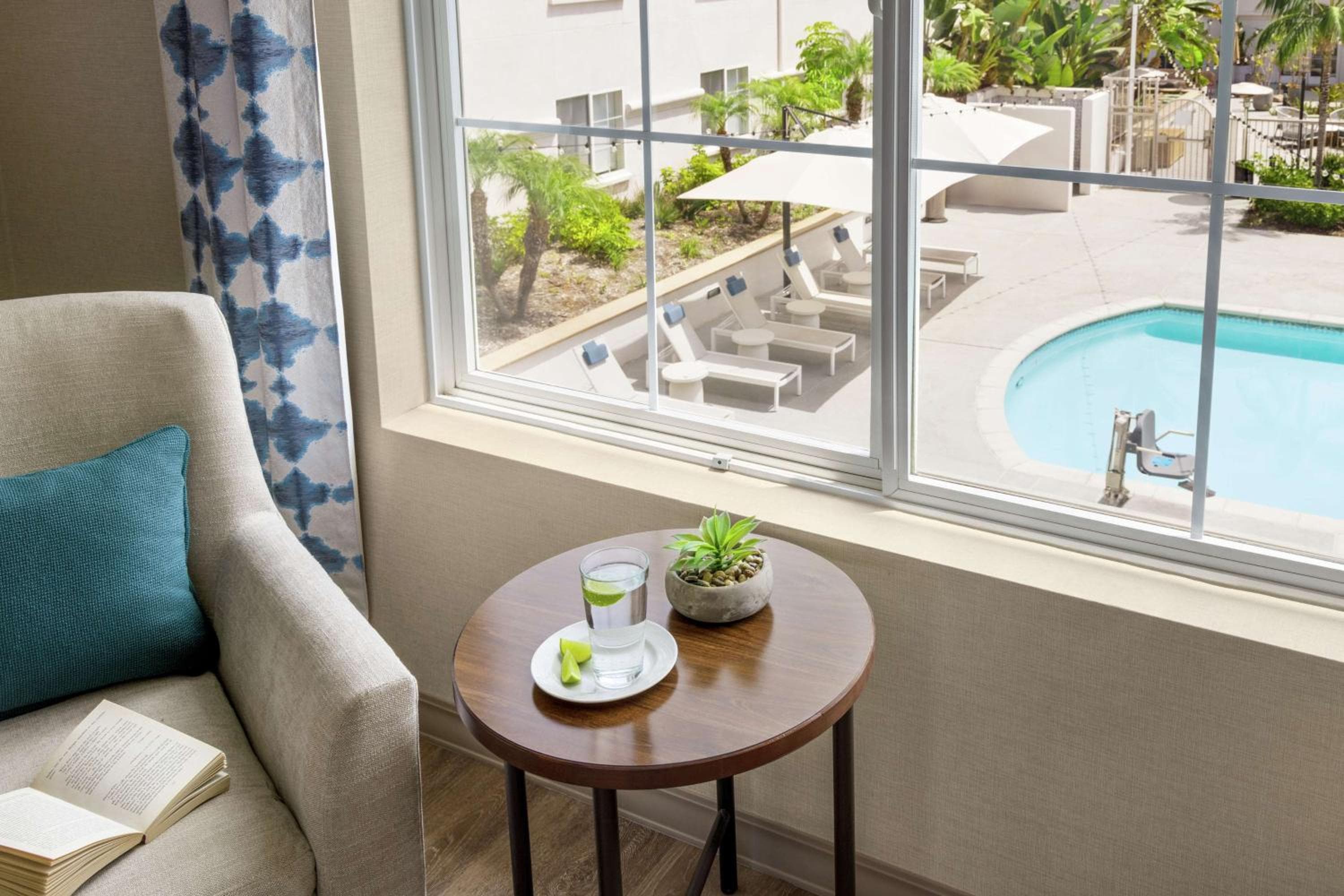Hilton Garden Inn Carlsbad Beach