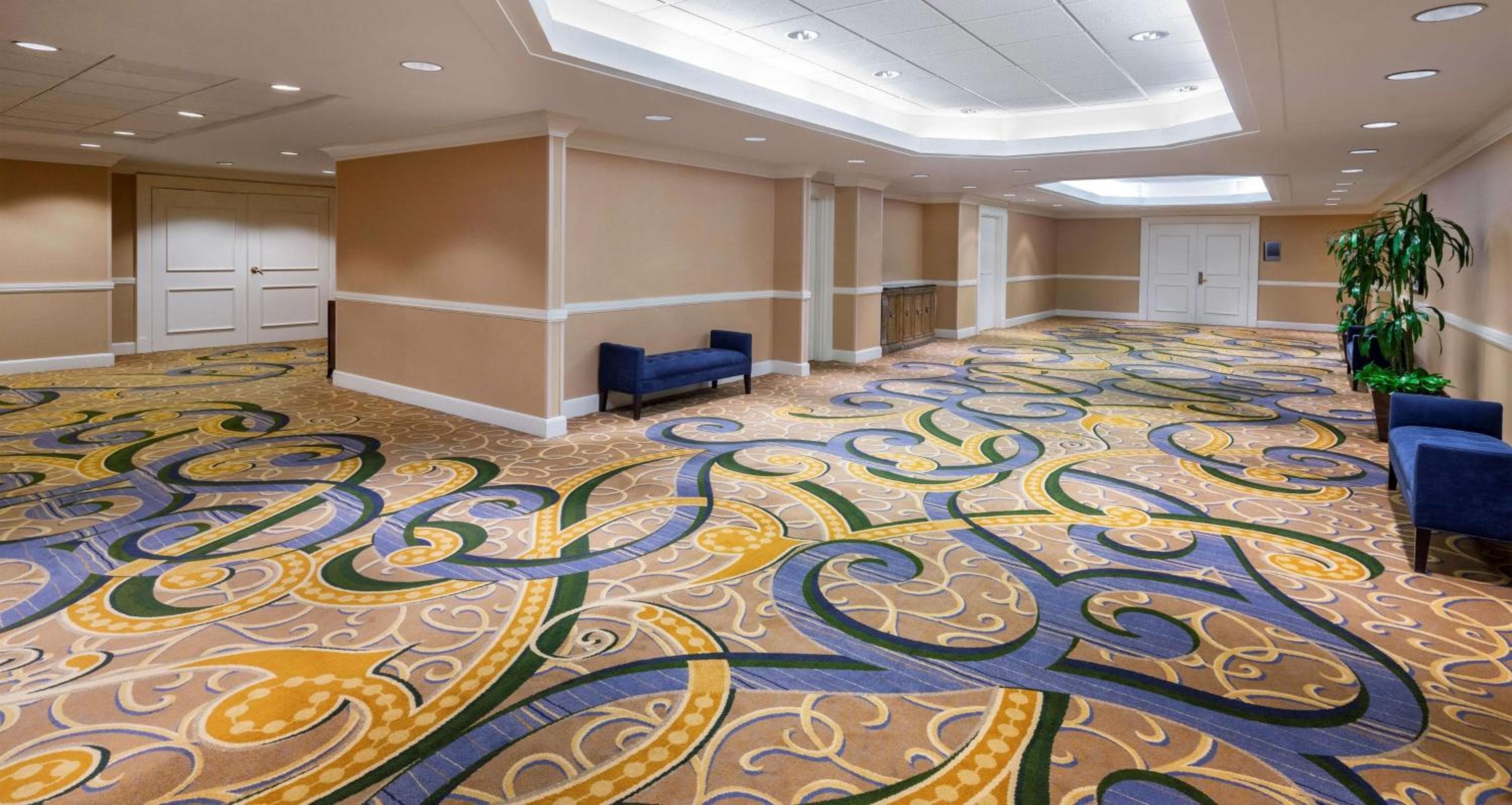 Hilton Indianapolis Hotel & Suites