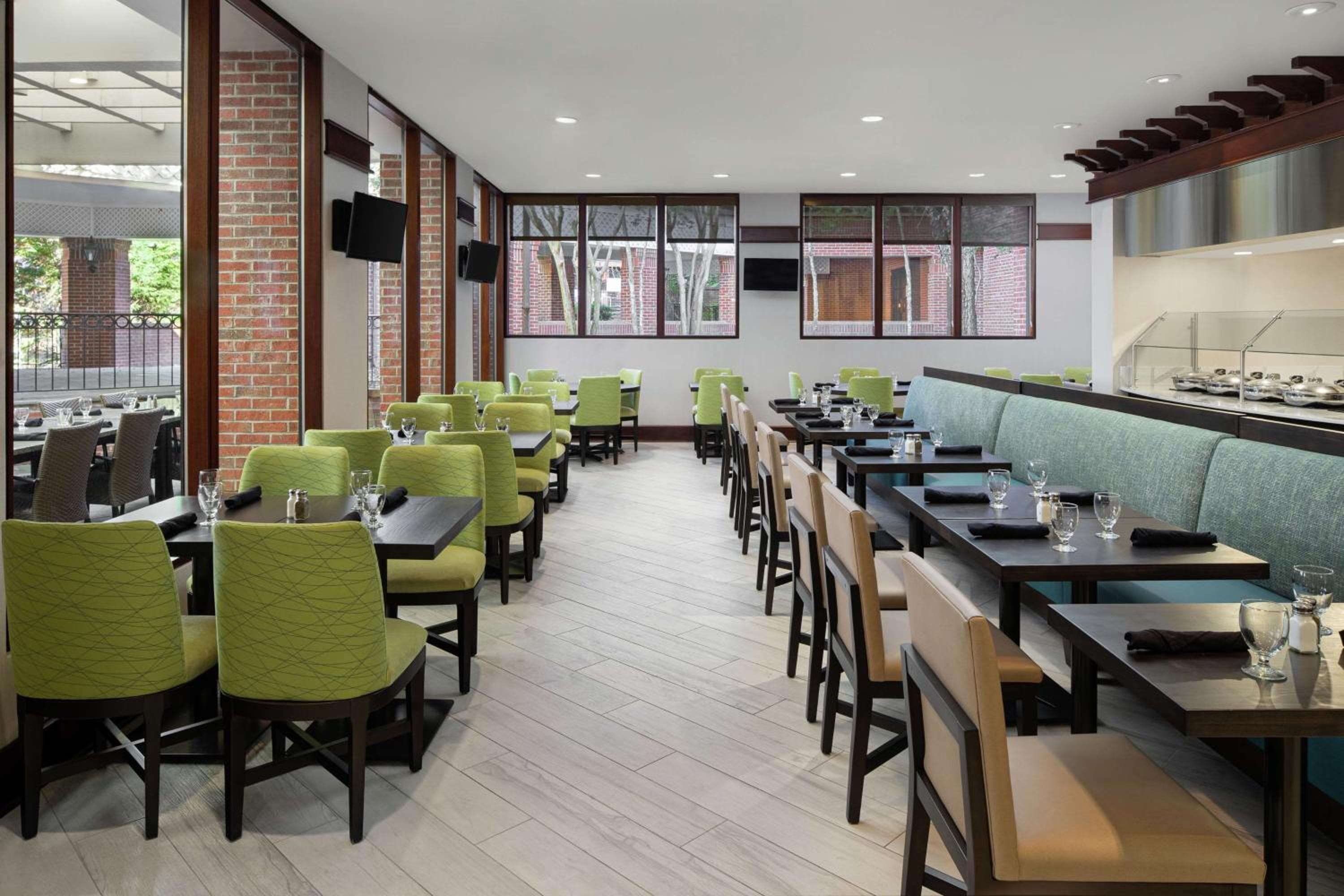 DoubleTree Suites by Hilton Charlotte/SouthPark