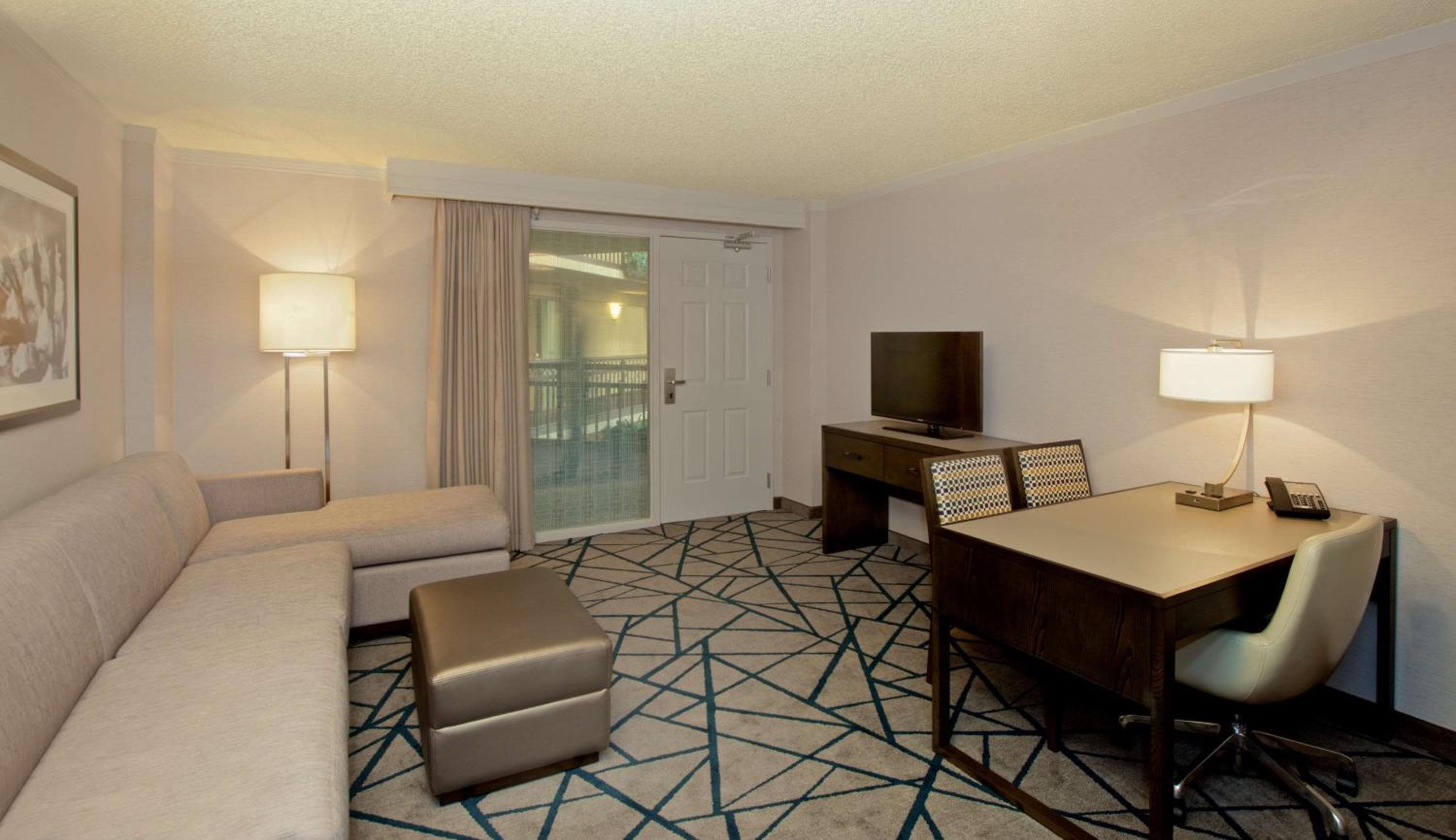 Embassy Suites by Hilton Portland Tigard