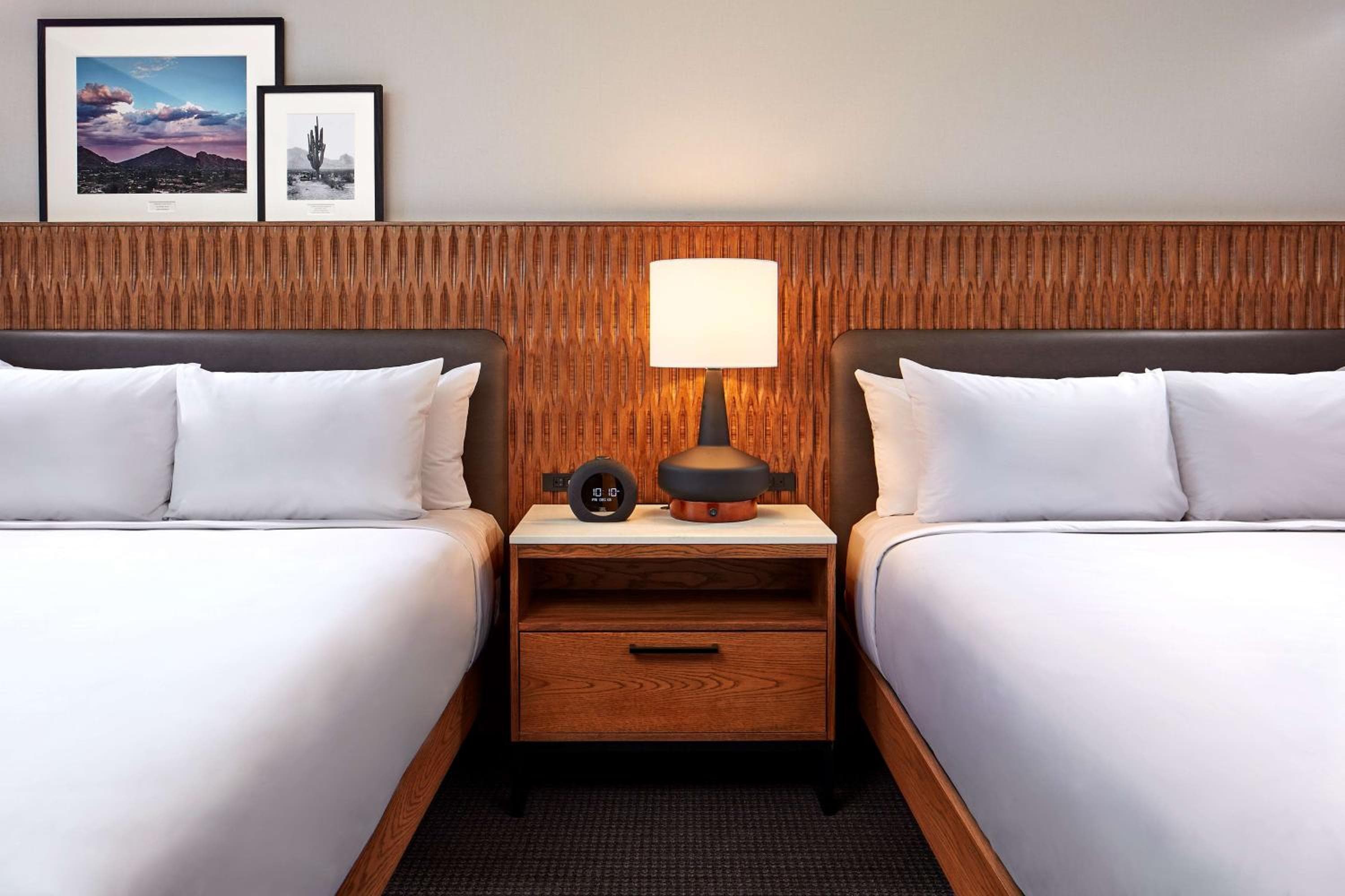 Senna House Hotel Scottsdale, Curio Collection By Hilton