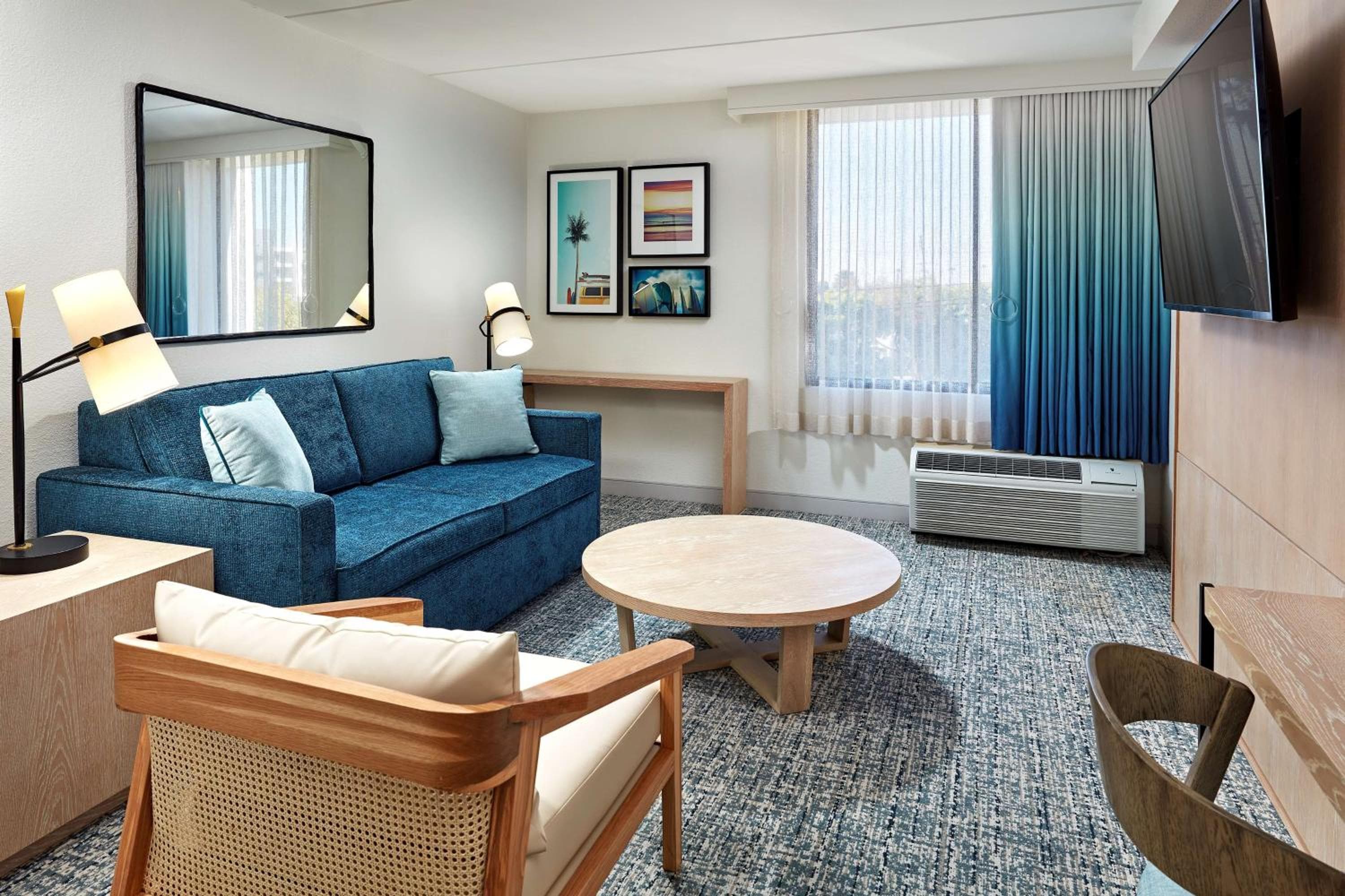 Hotel MDR Marina del Rey- a DoubleTree by Hilton