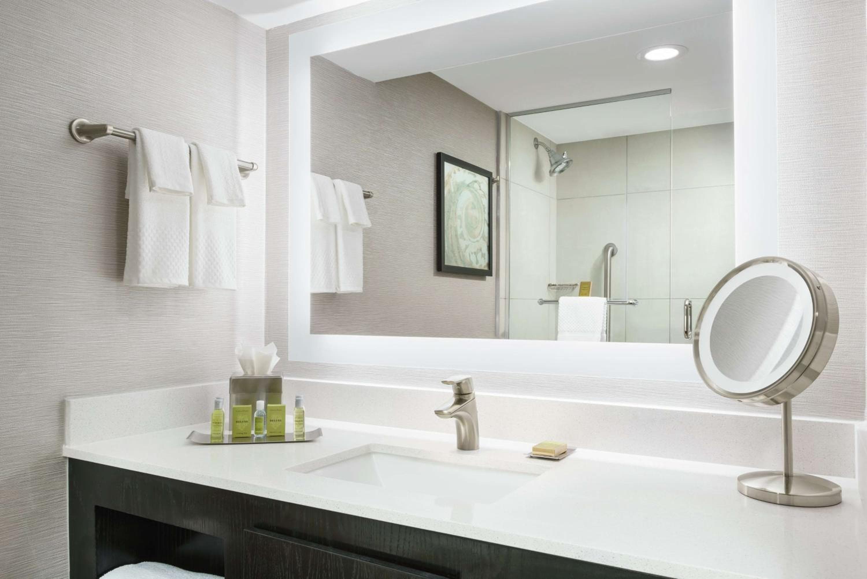 DoubleTree by Hilton Orlando Airport Hotel